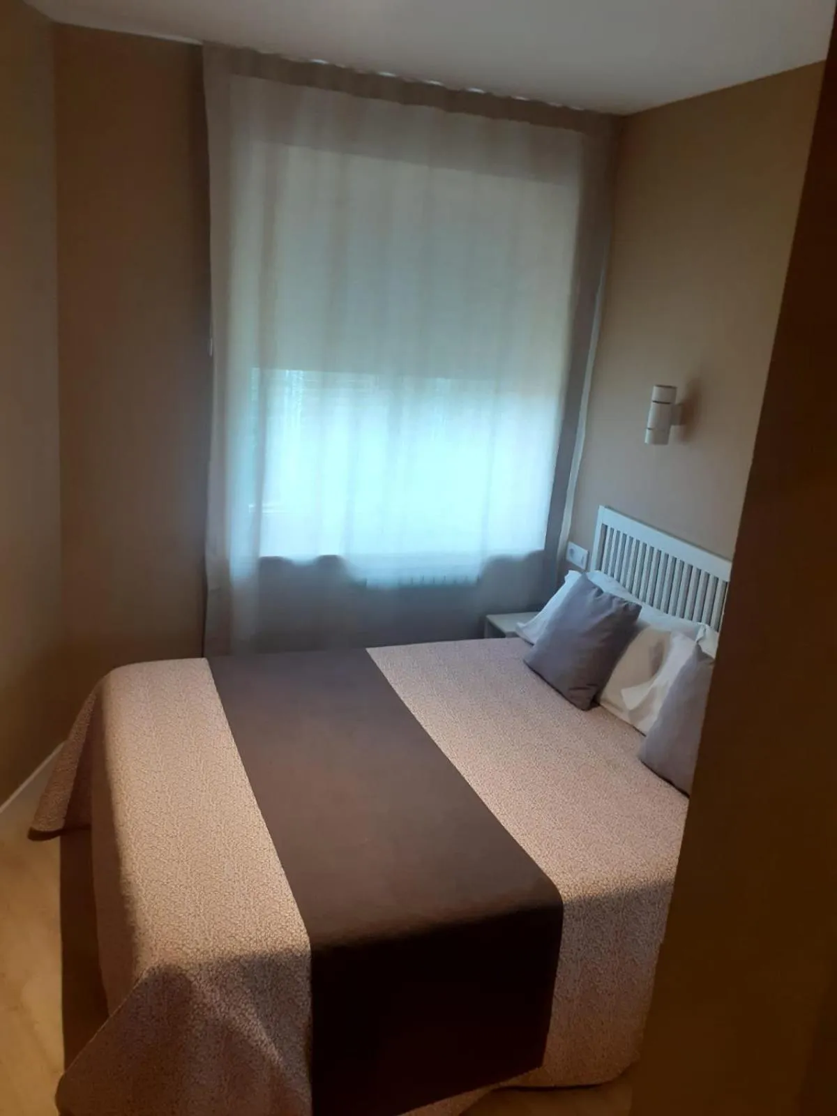 Bedroom, Bed in Casablanca Hotel Studios