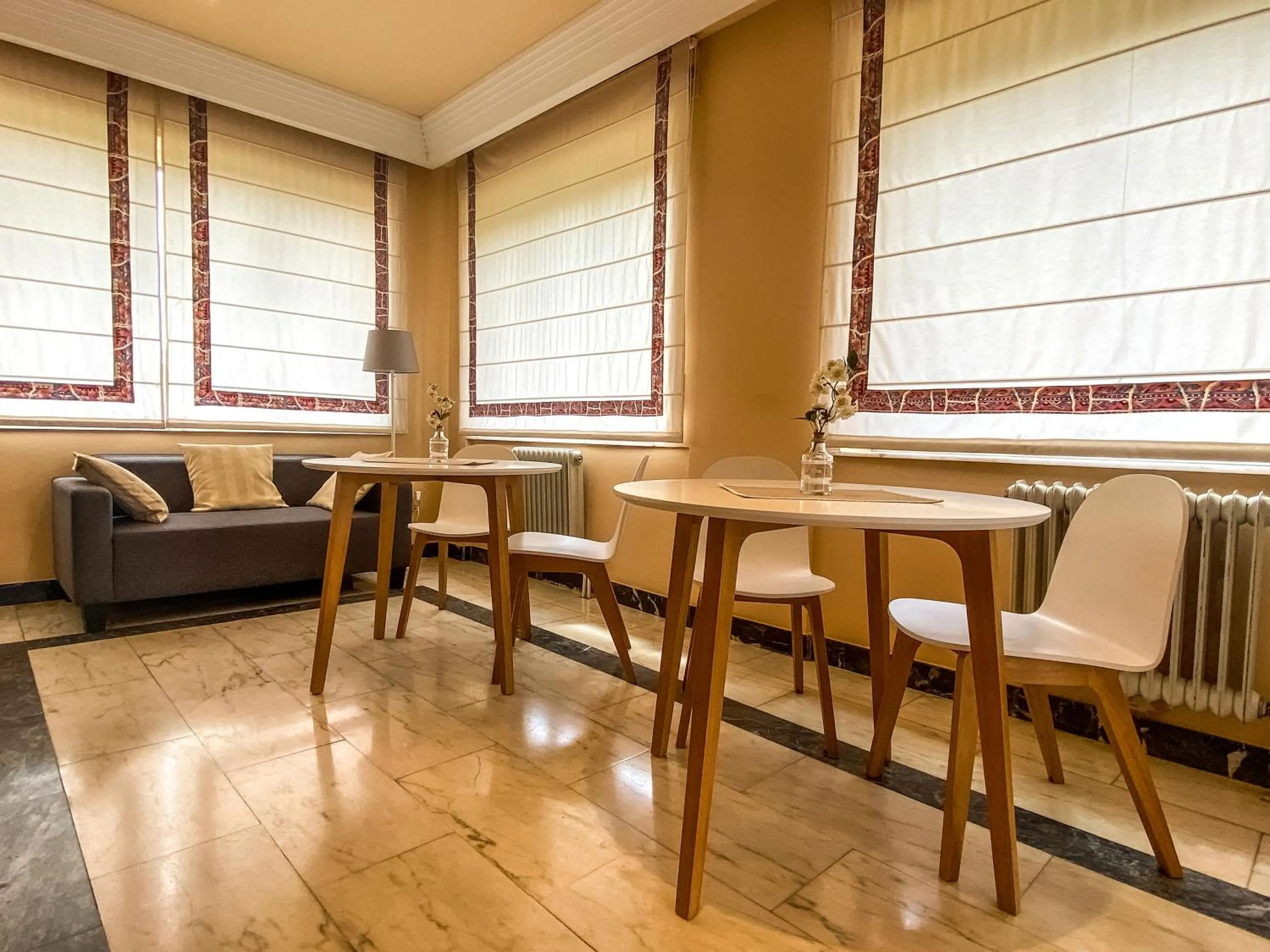 Lounge or bar in Casablanca Hotel Studios