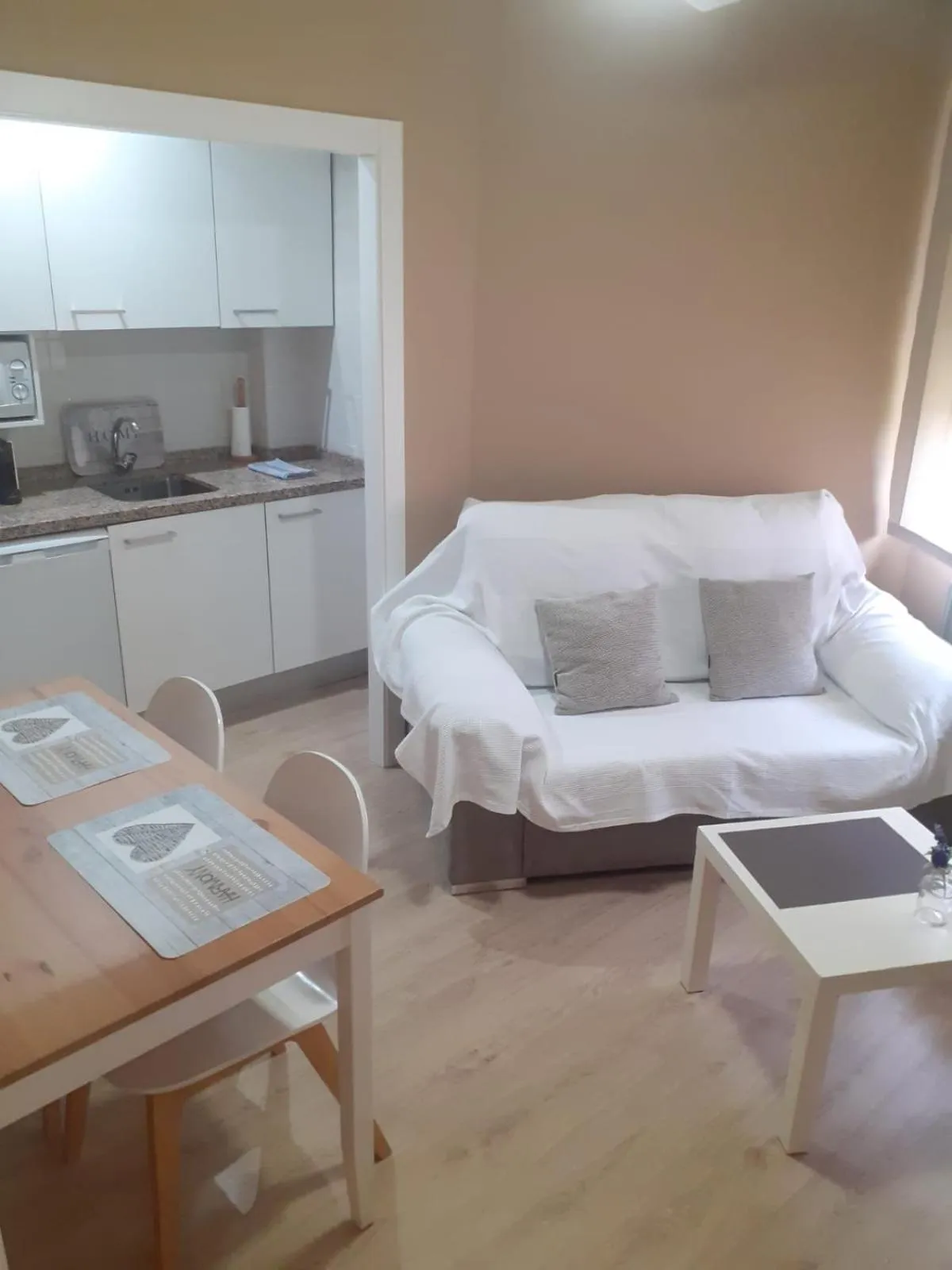Dining area in Casablanca Hotel Studios