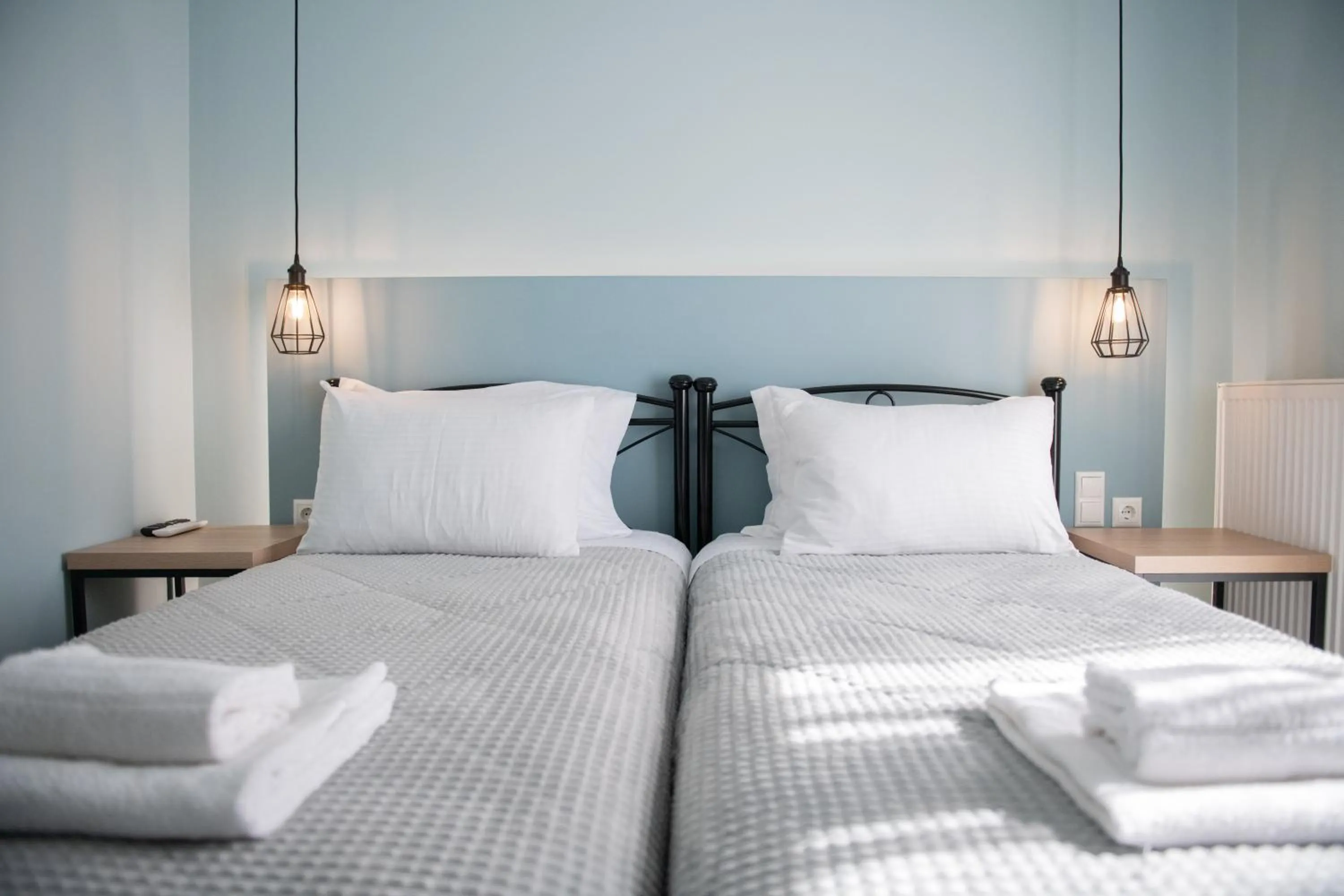 Bed in Diamanti Studios