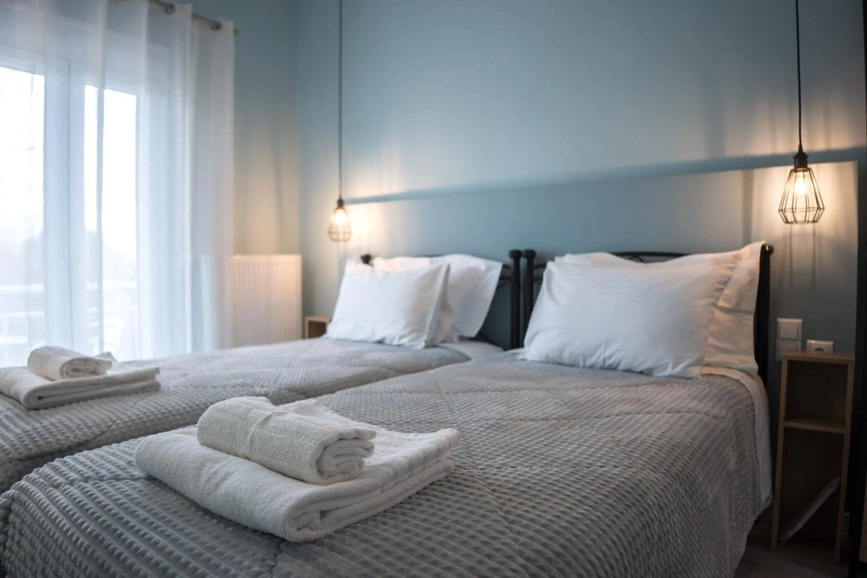 Bed in Diamanti Studios