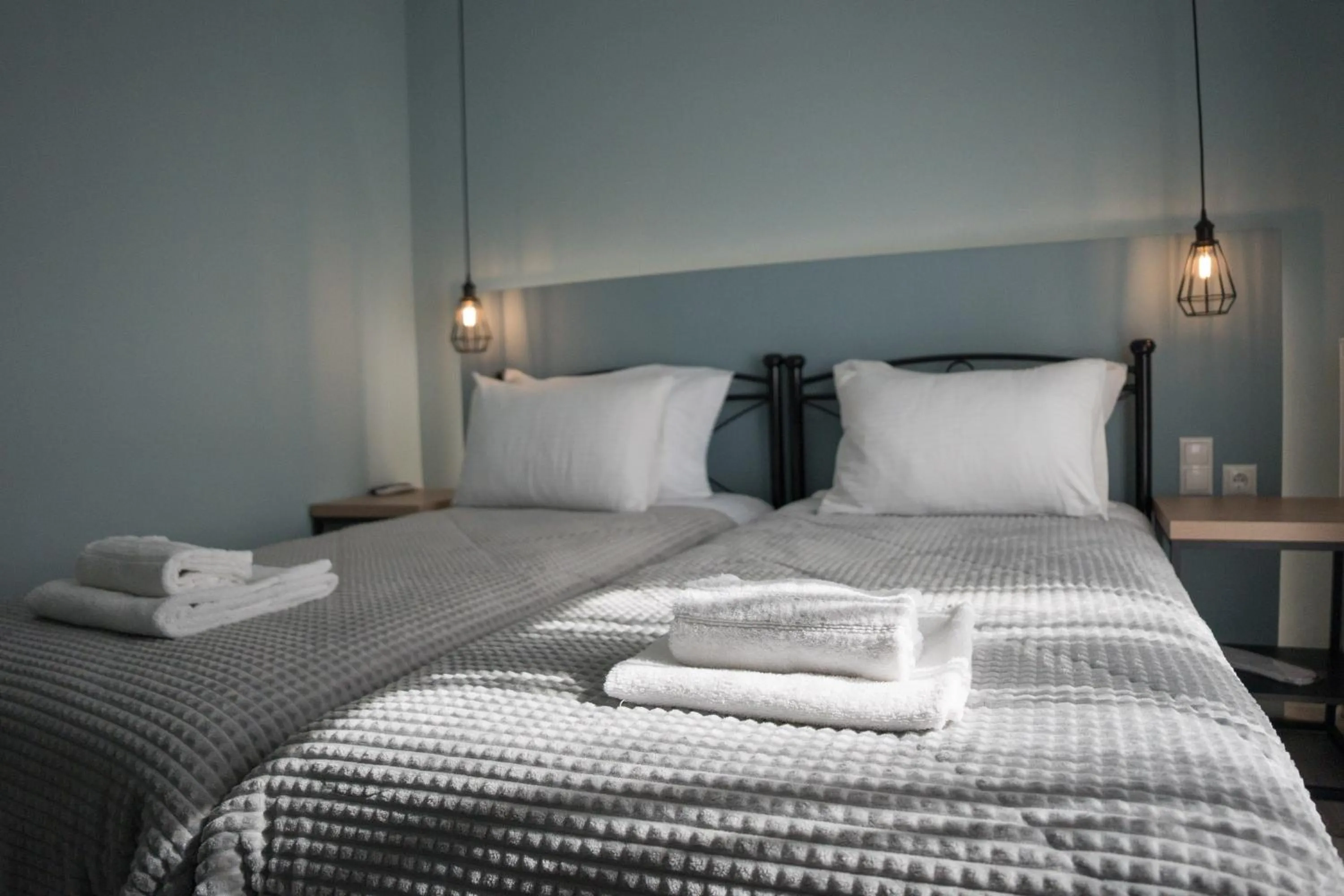 Bed in Diamanti Studios