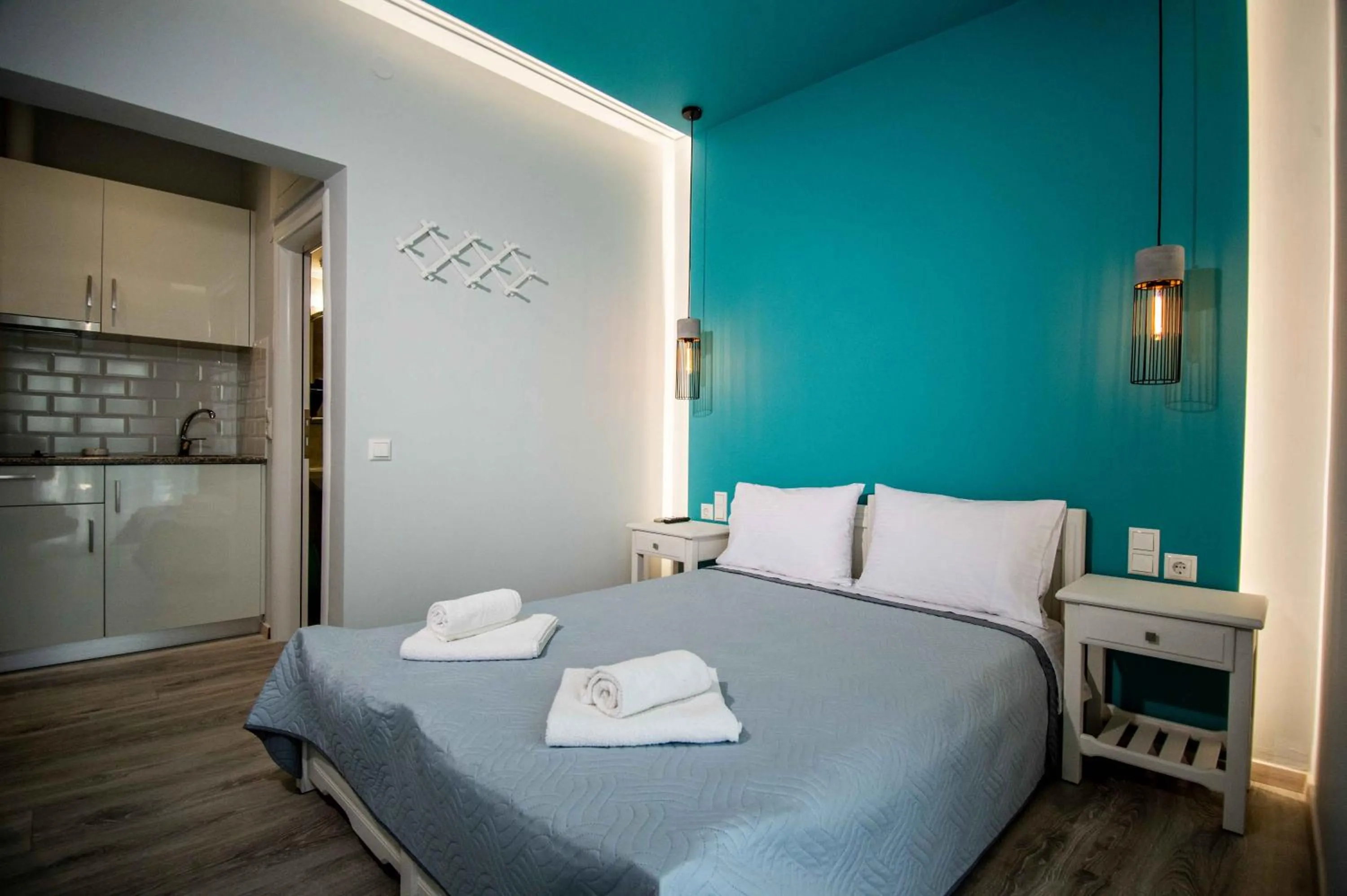Bed in Diamanti Studios