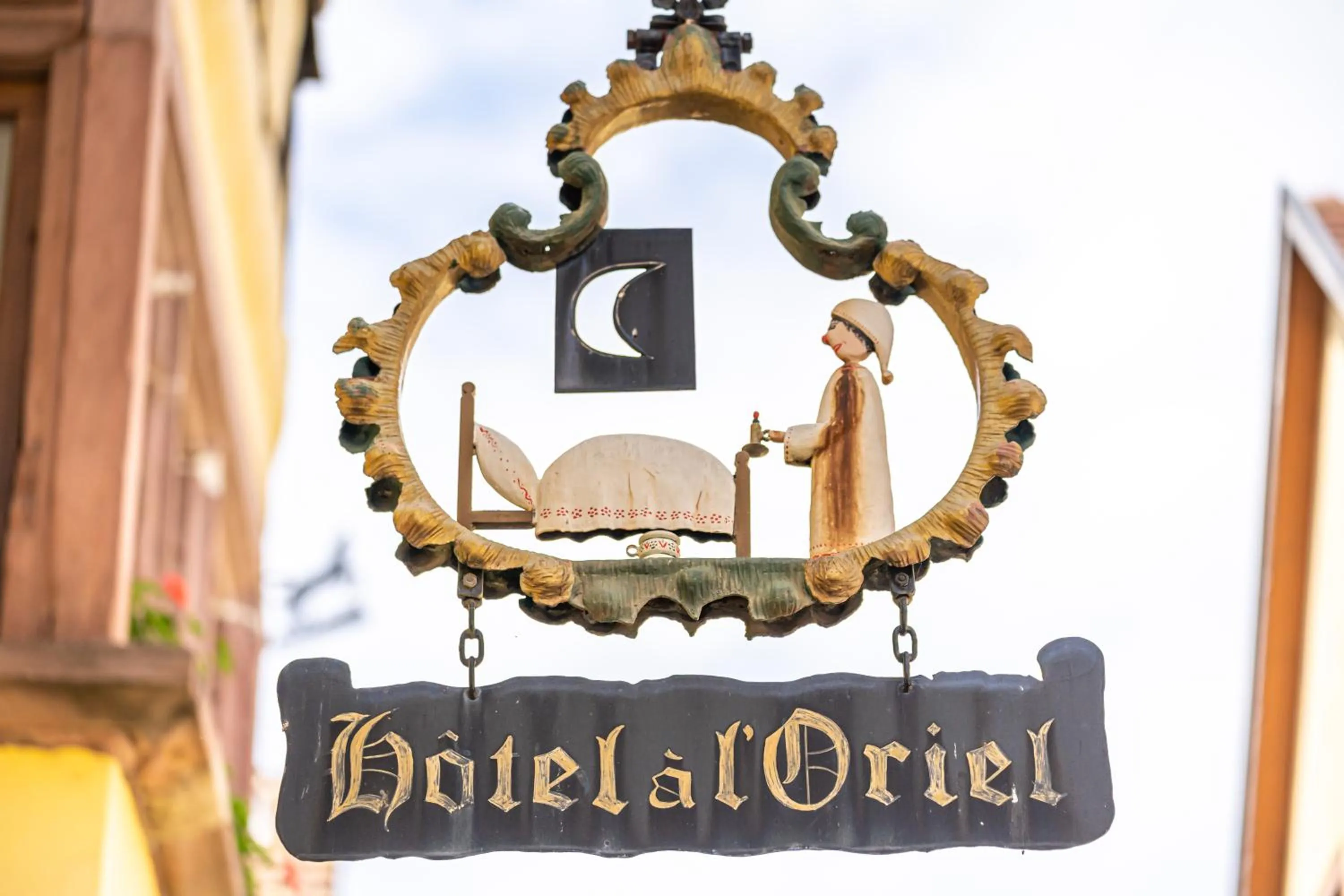 Property building in Hotel à l'Oriel