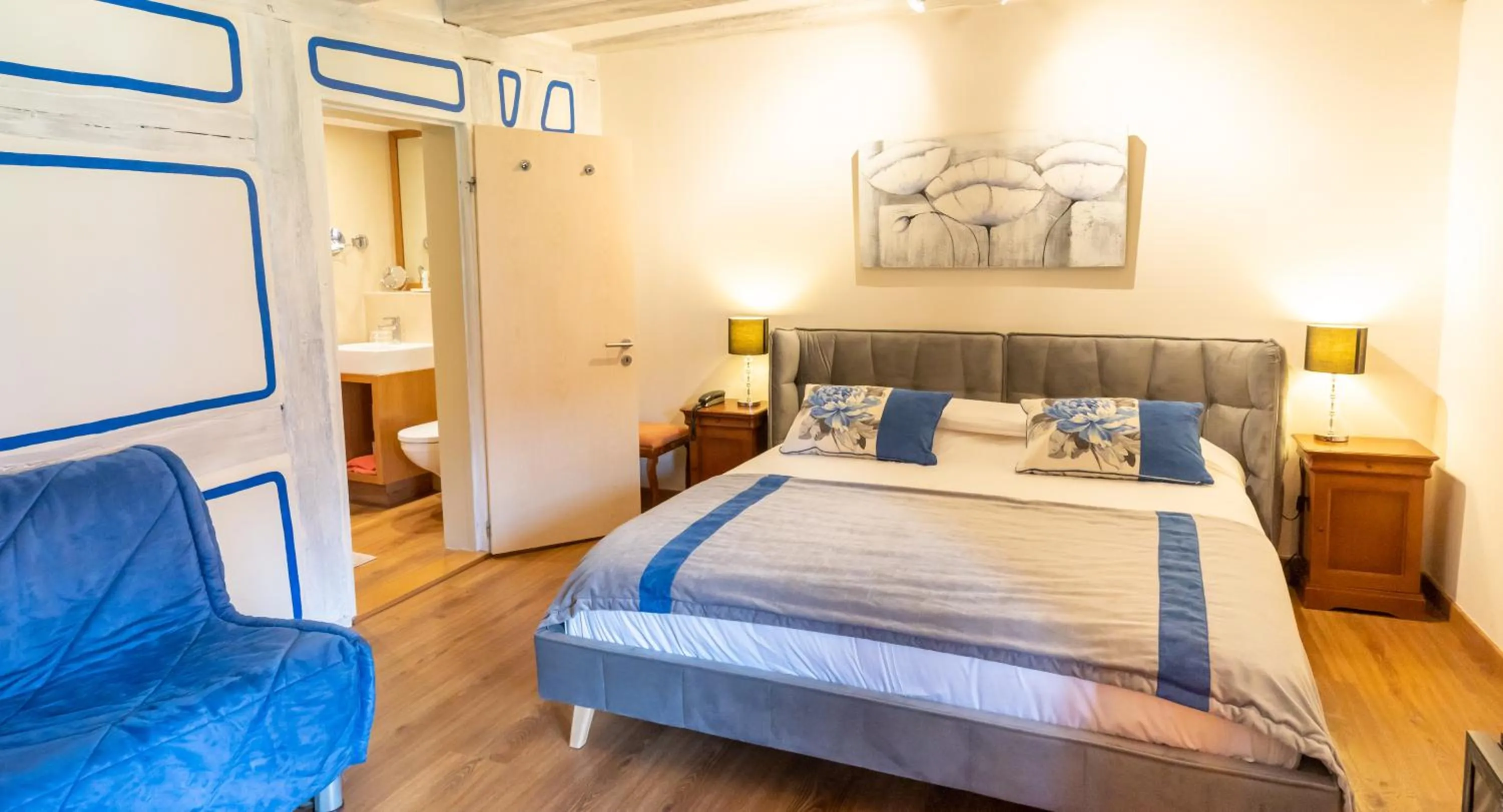 Photo of the whole room, Bed in Hotel à l'Oriel