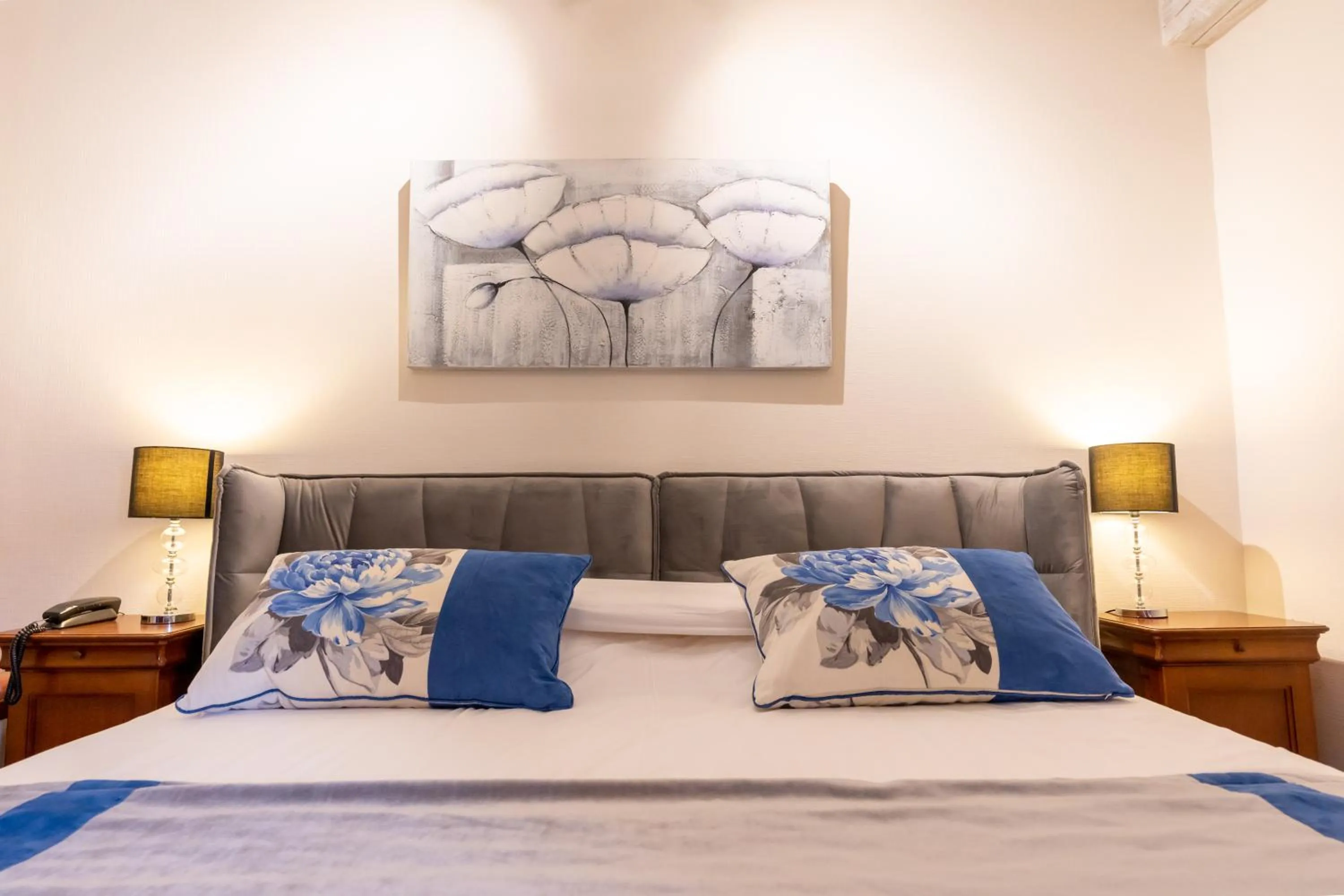 Bed in Hotel à l'Oriel