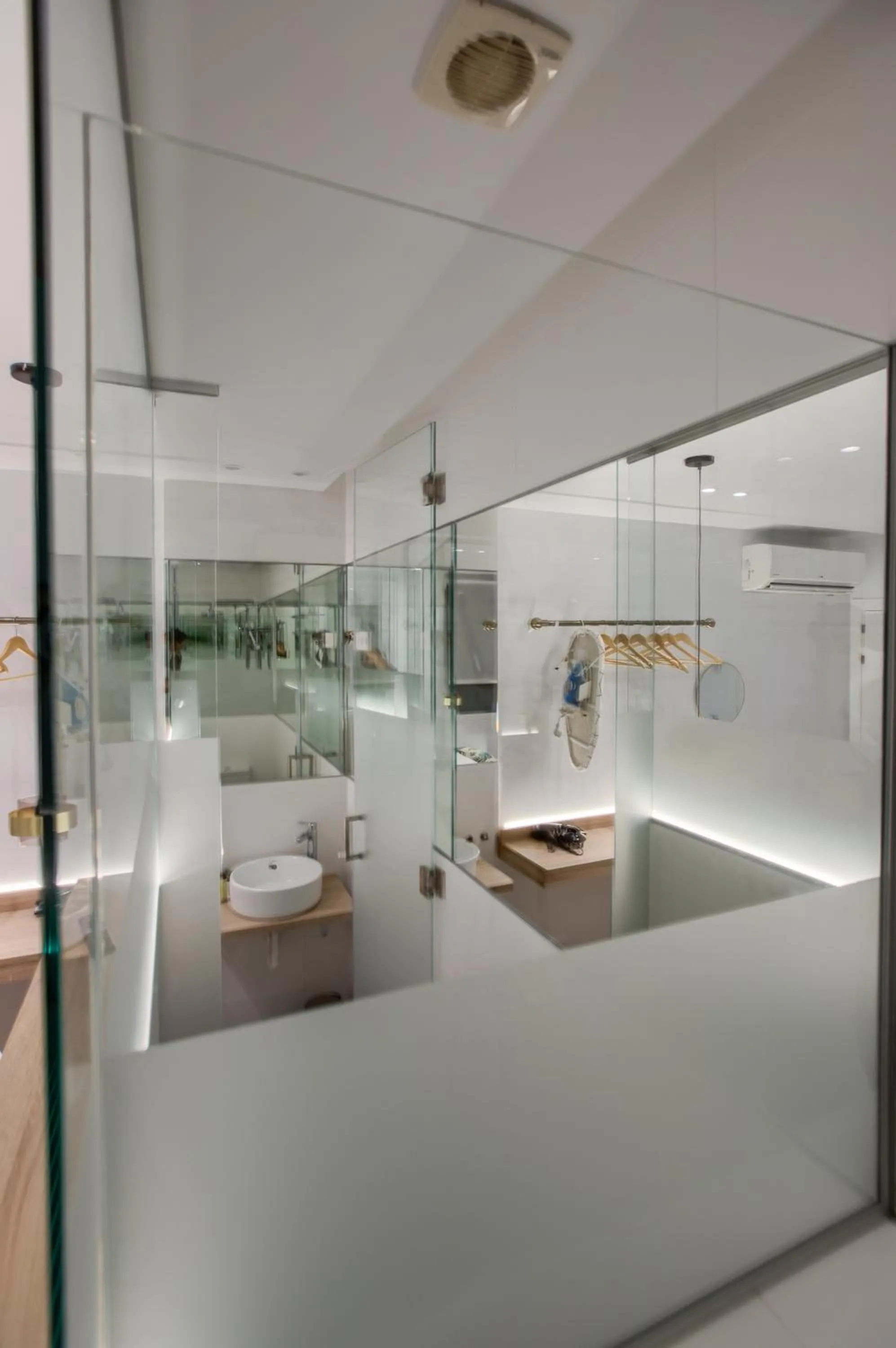 Bathroom in The Match Madrid