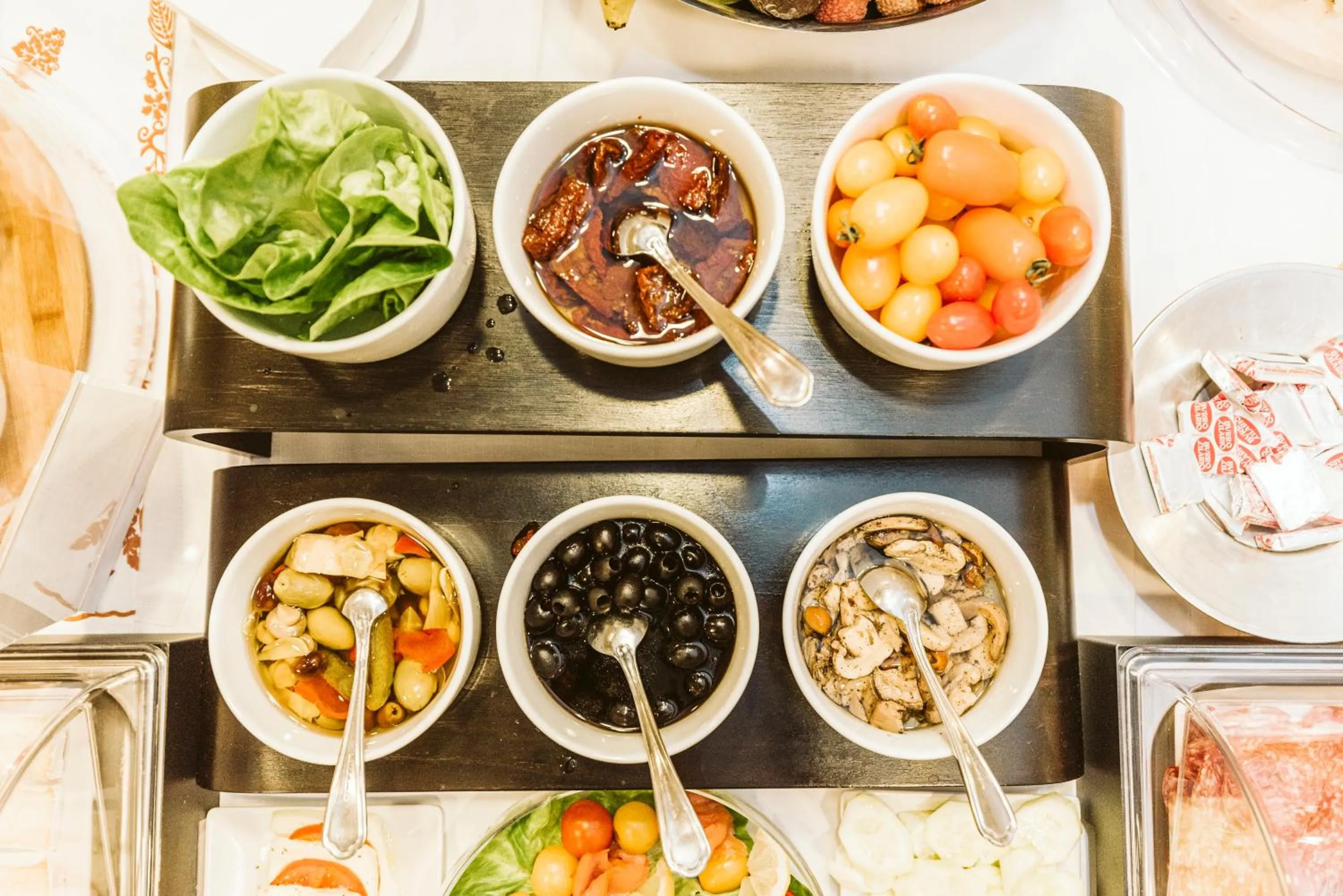 Buffet breakfast in Palazzo Bezzi Hotel