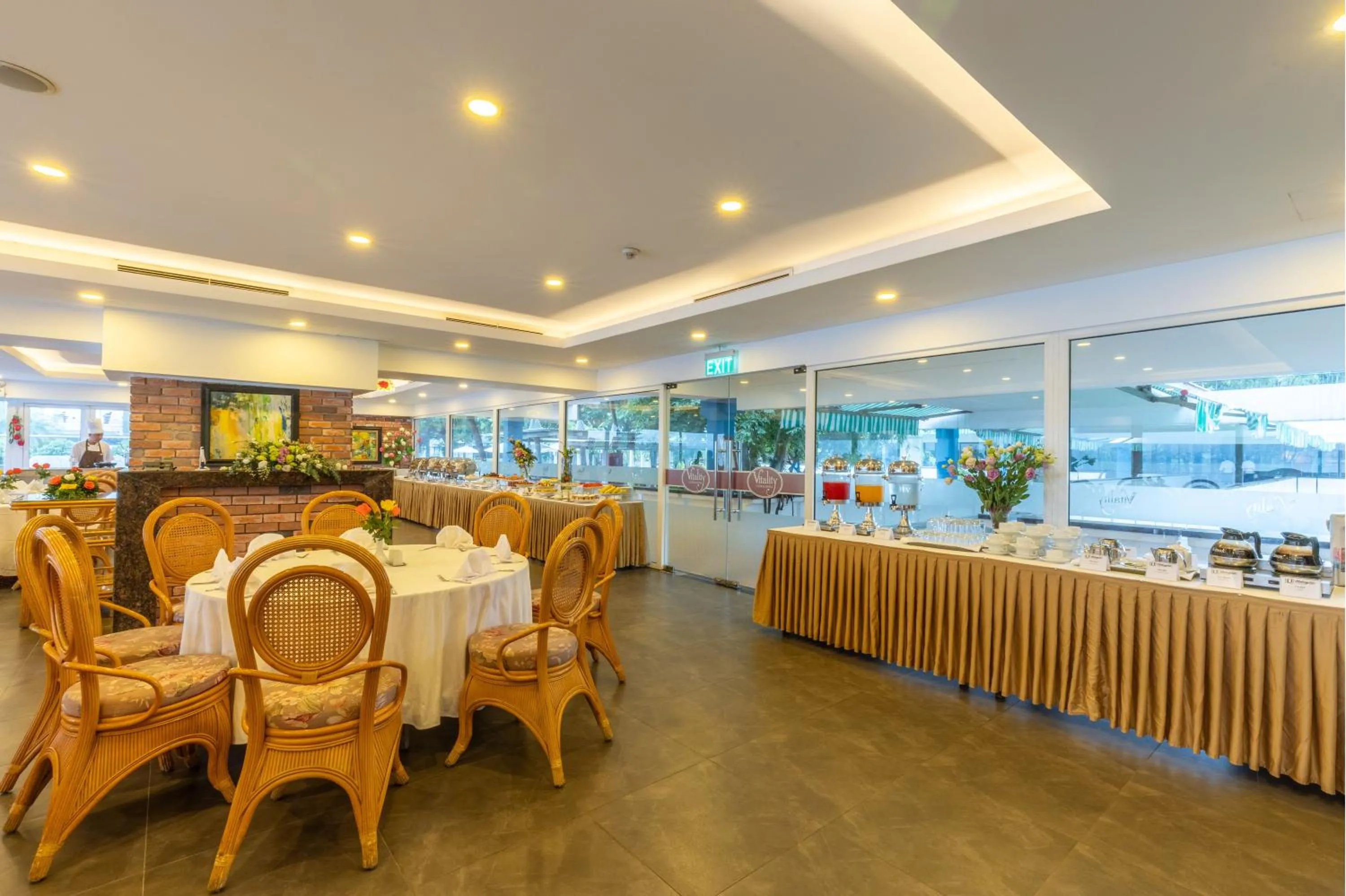 Restaurant/places to eat in Thang Loi Hotel Hanoi