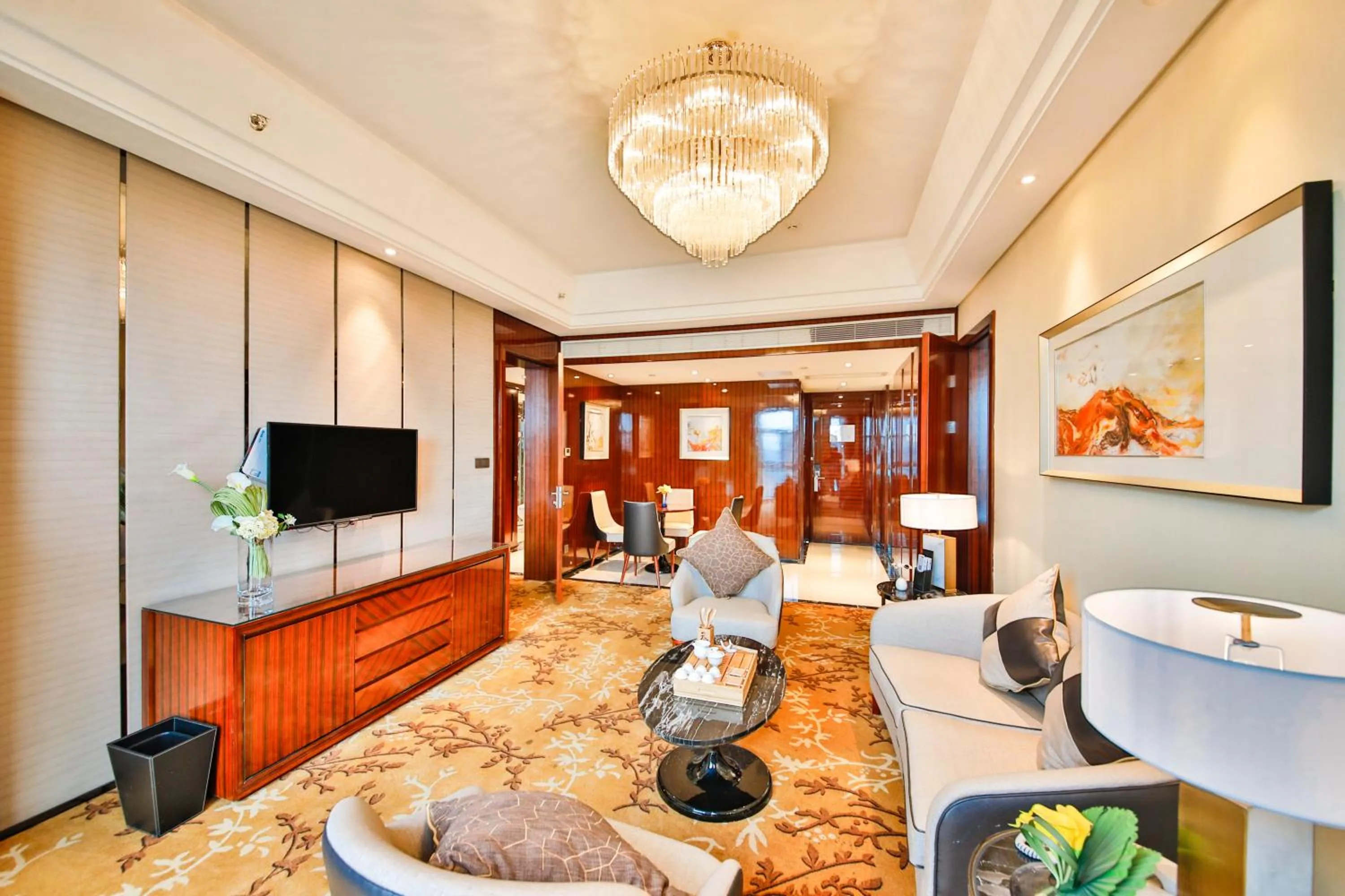 Living room, Seating Area in Jianghai Country Garden Phoenix Hotel