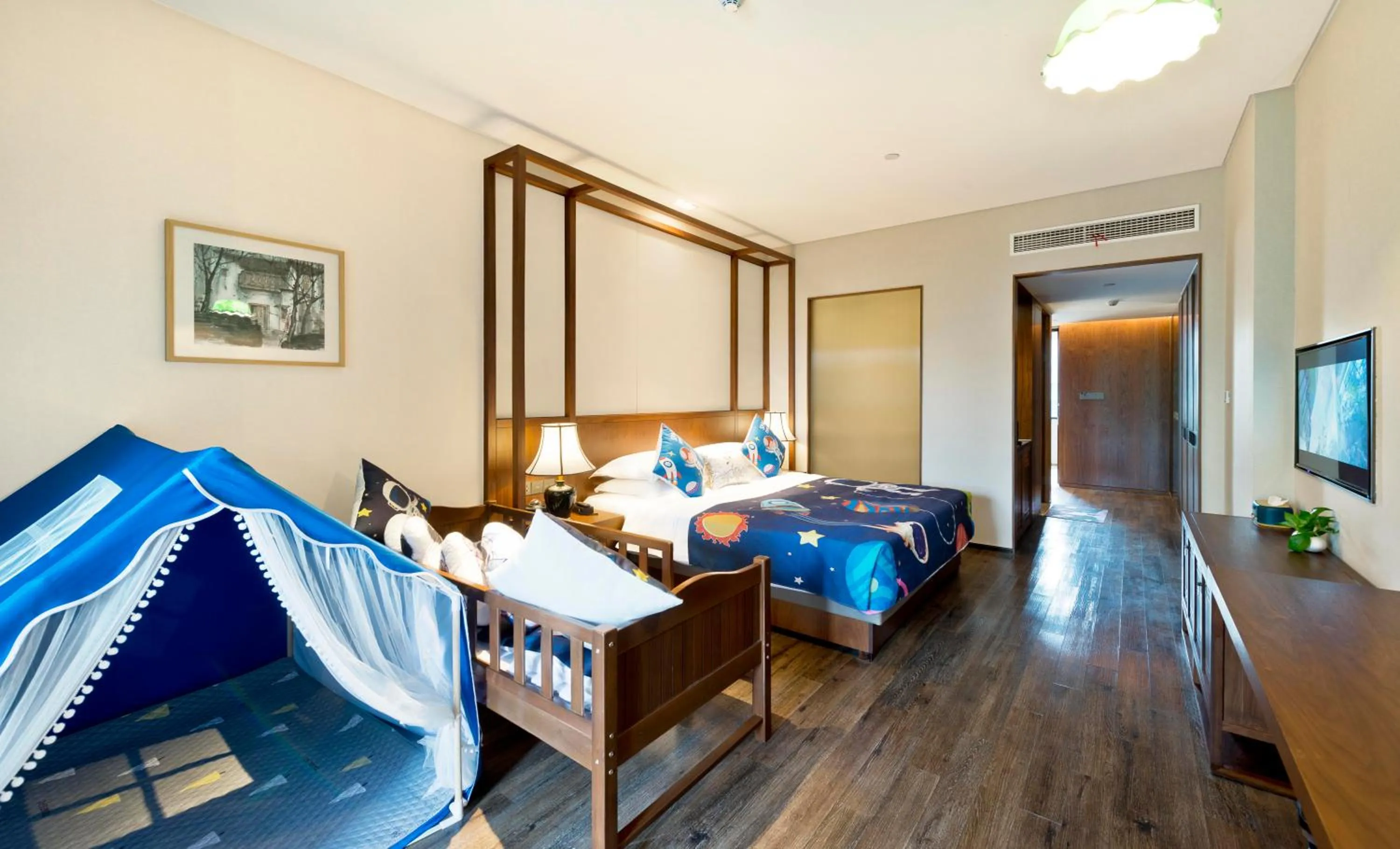 Bedroom, Bed in Narada ResortSpa Nanxun Giant