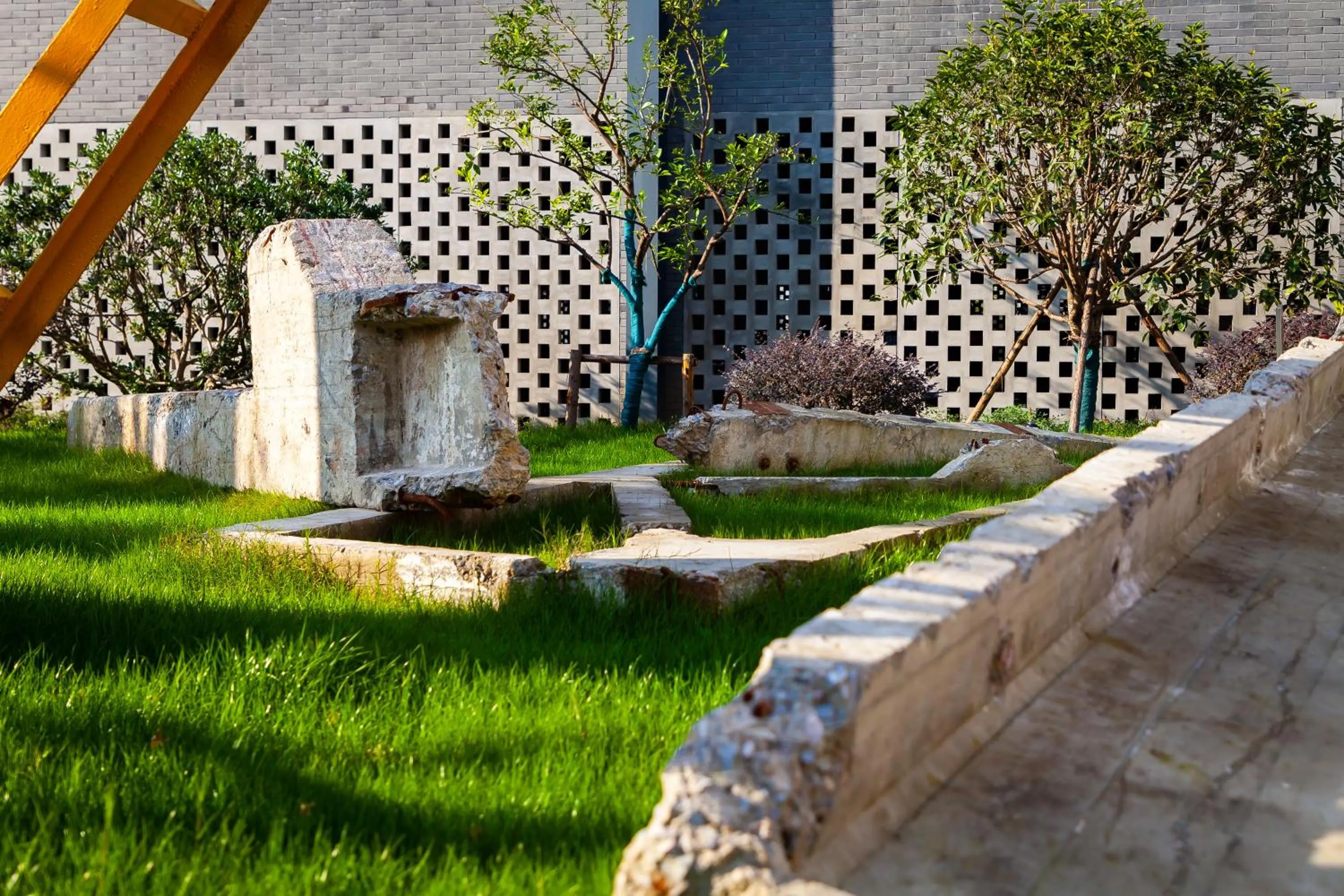 Garden view in Narada ResortSpa Nanxun Giant