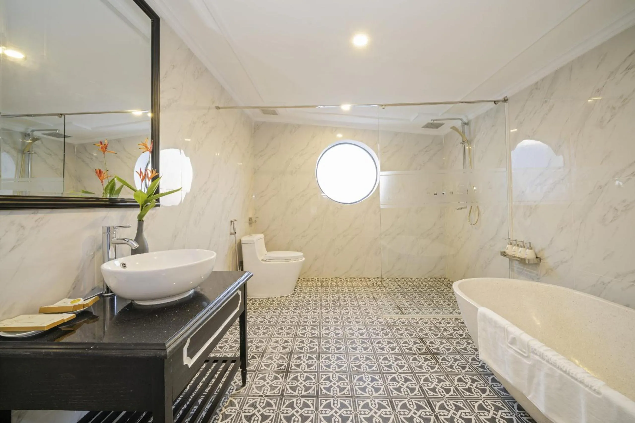 Shower in Athenia Hoi An Boutique Hotel & Spa