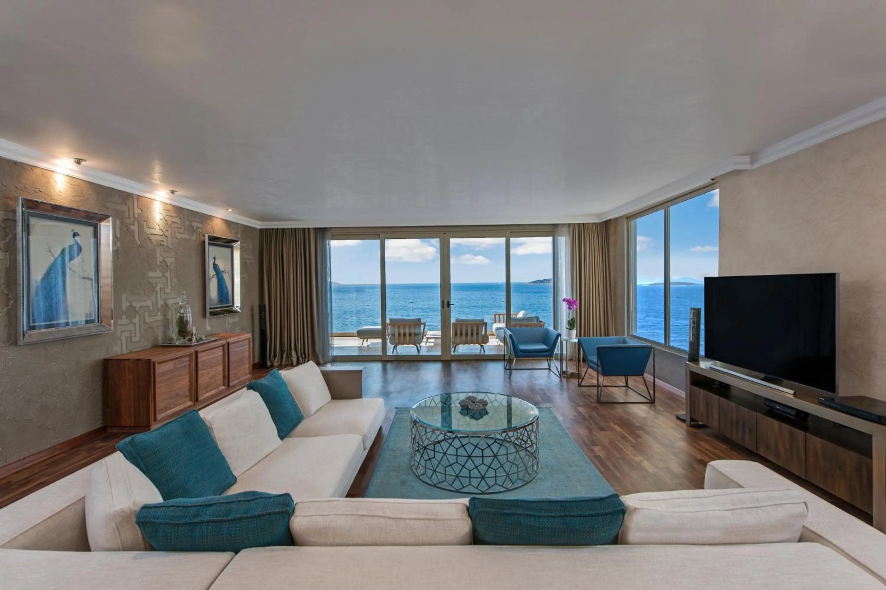 Living room in Sarpedor Boutique Hotel