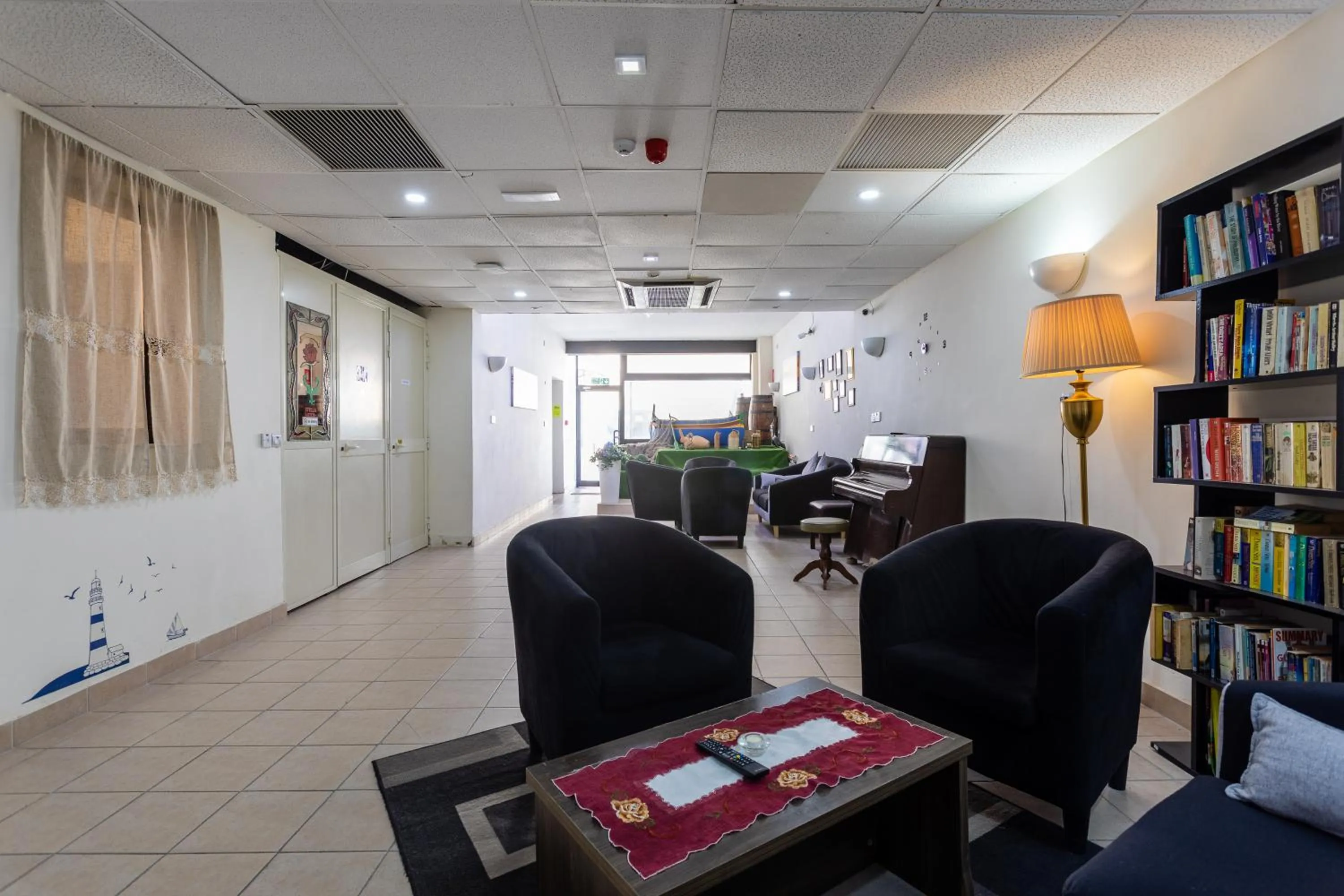 Library in Tarona Guesthouse