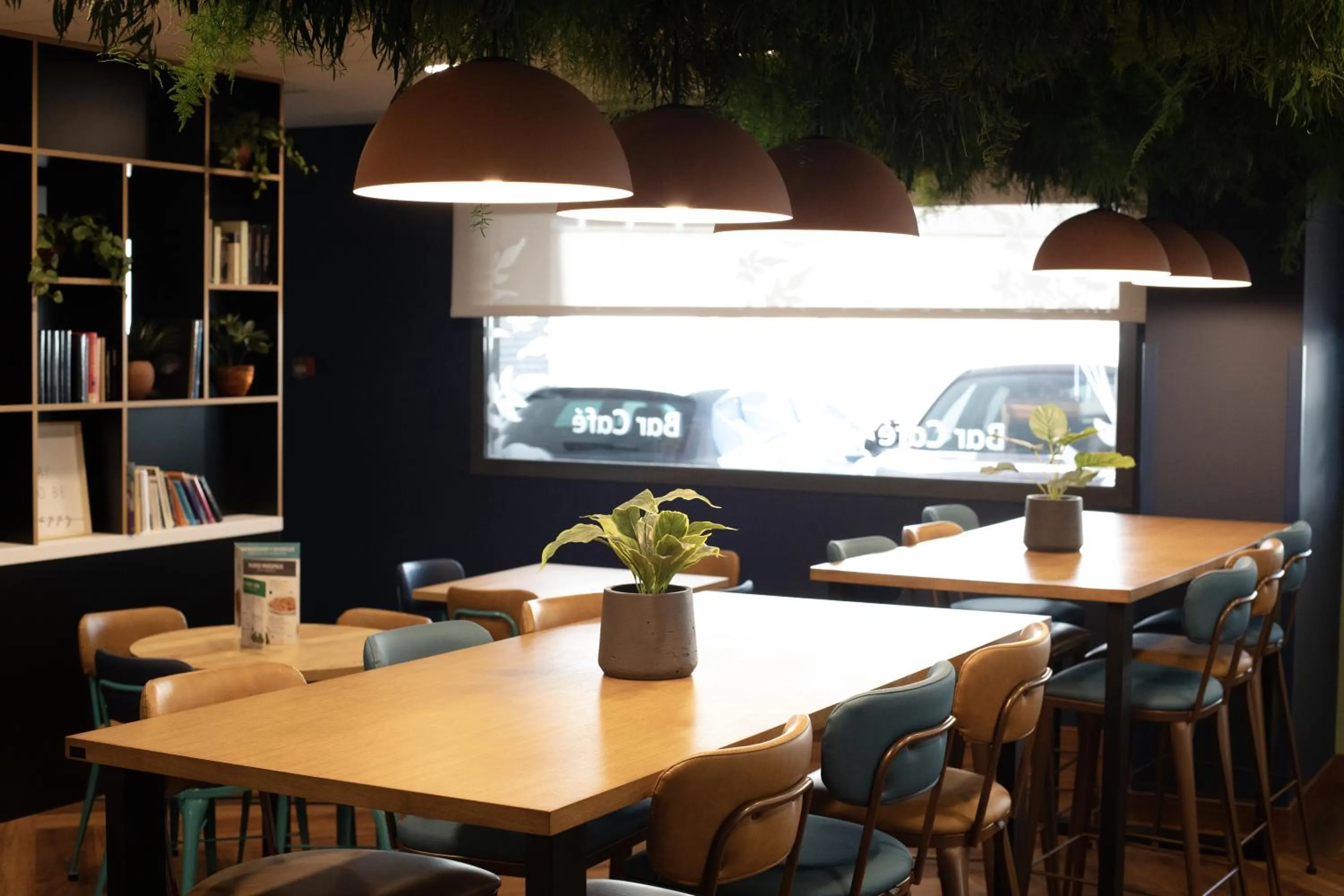 Restaurant/places to eat in Travelodge Madrid Metropolitano