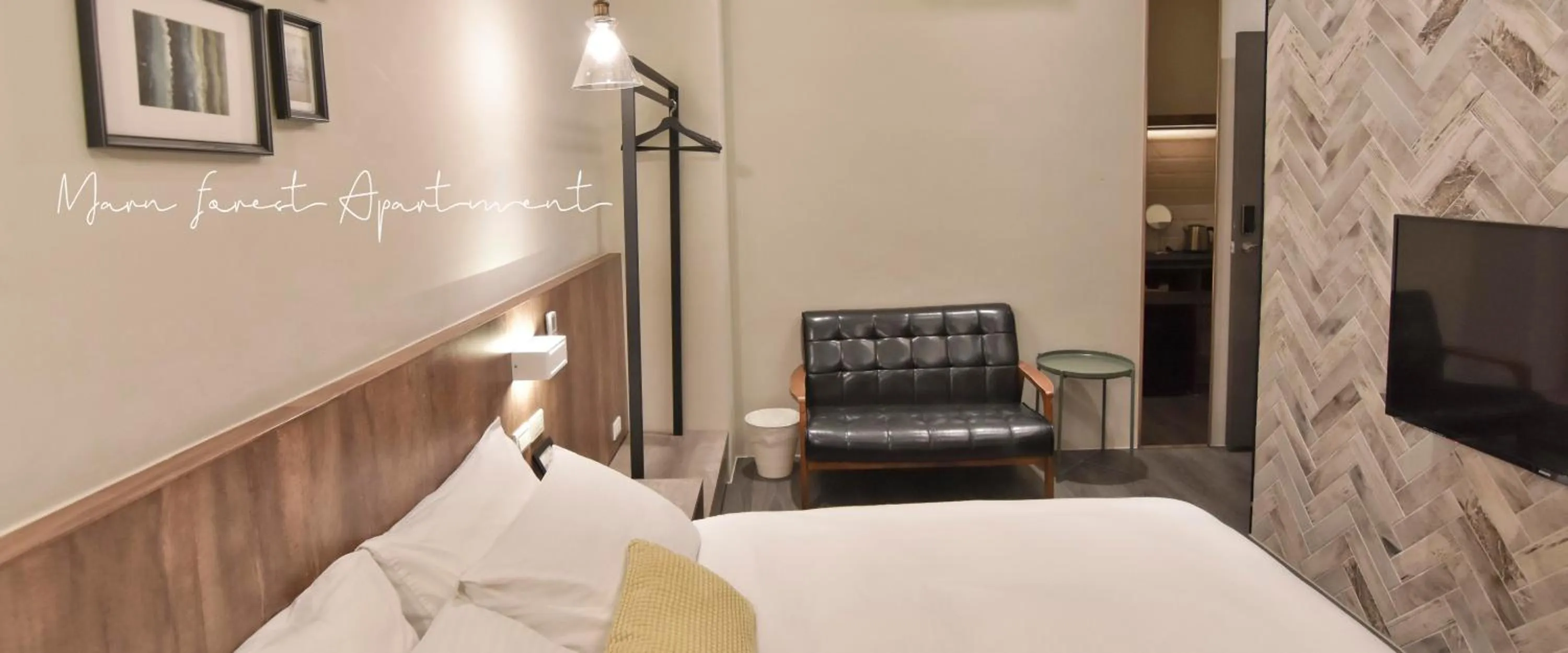 Bed in Morn forest apartment