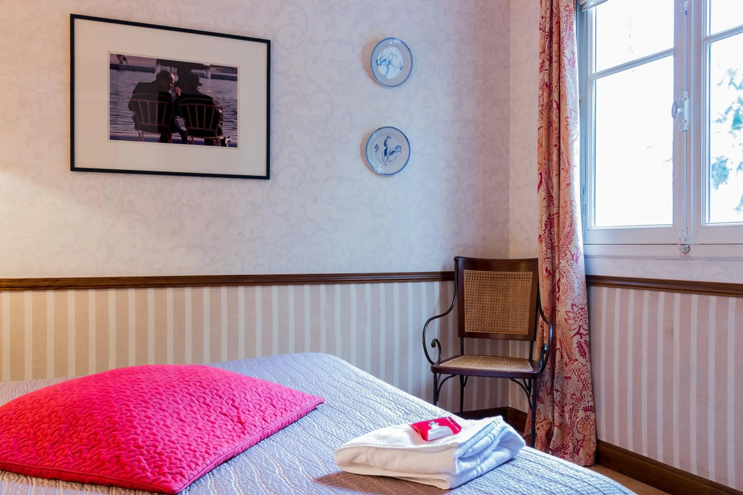 Bedroom, Bed in Hôtel Relais Monceau