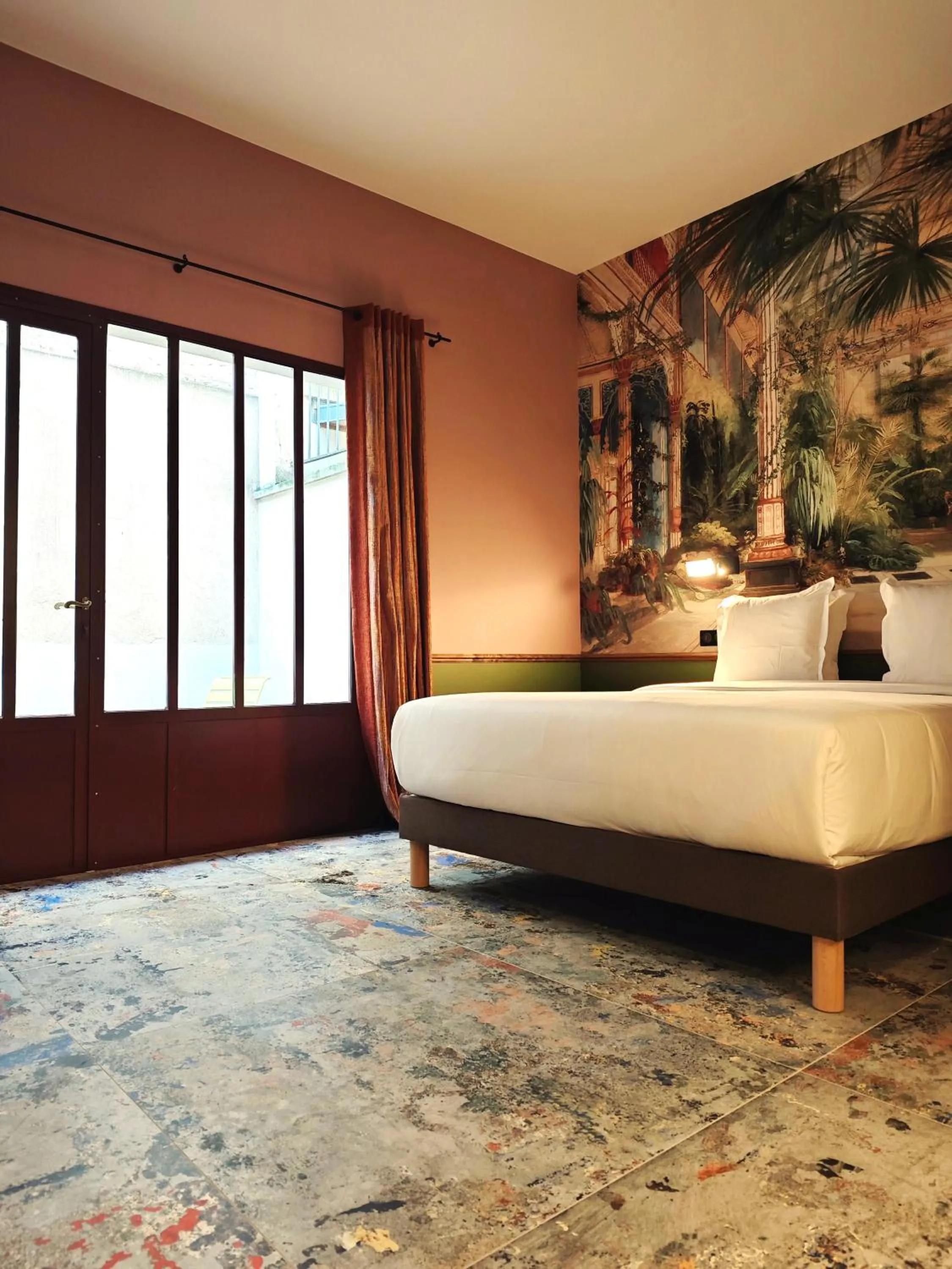 Bed in Hôtel Relais Monceau