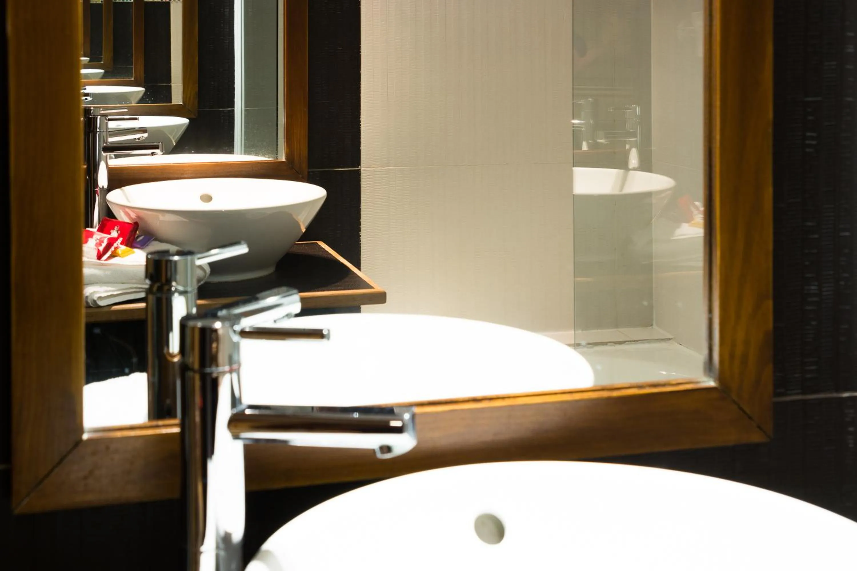 Bathroom in Hôtel Relais Monceau