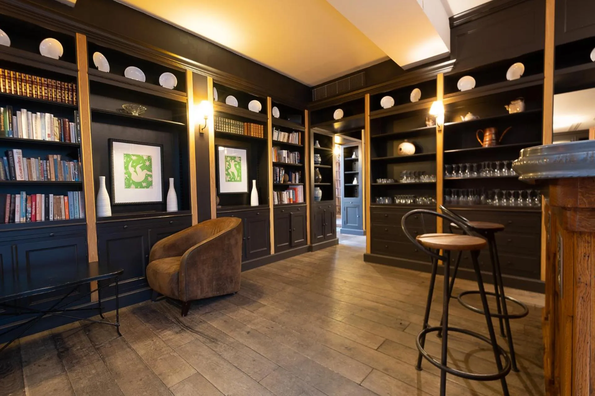 Lounge or bar in Hôtel Relais Monceau