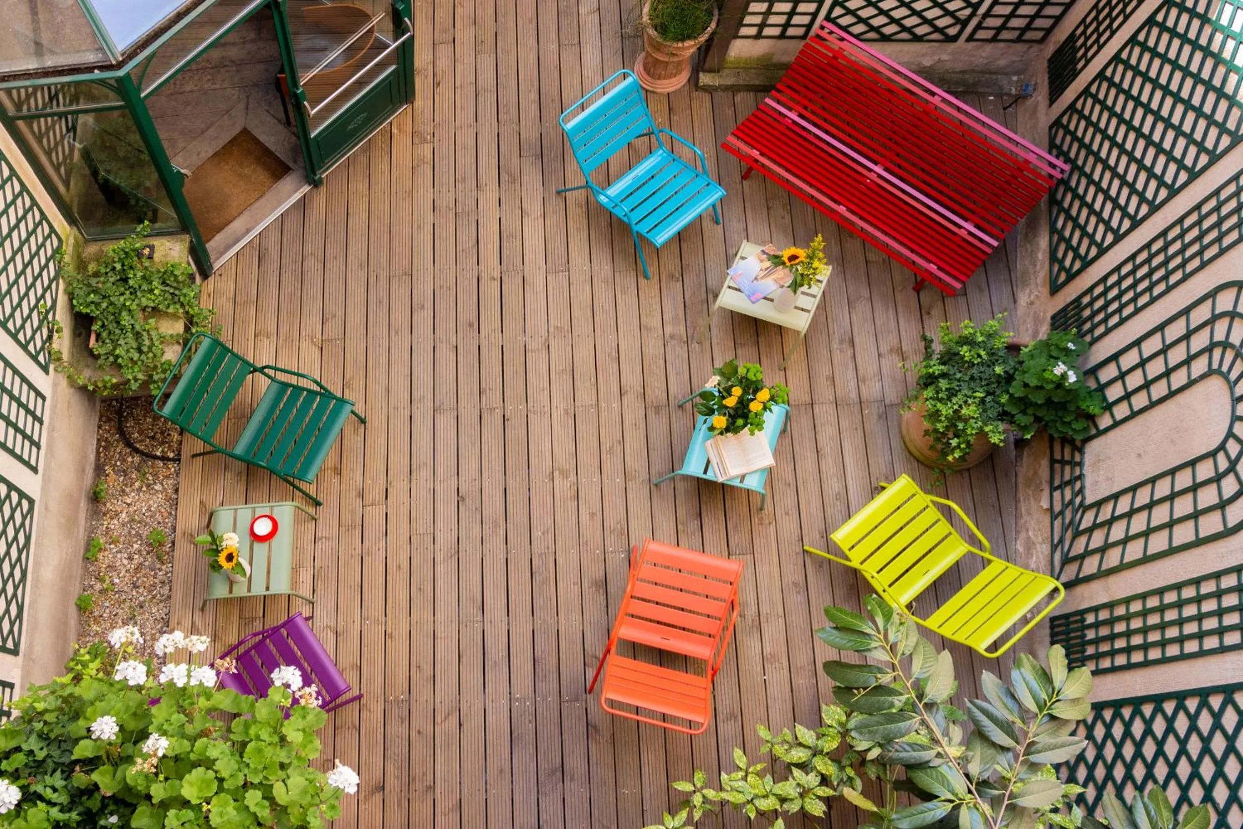 Patio in Hôtel Relais Monceau