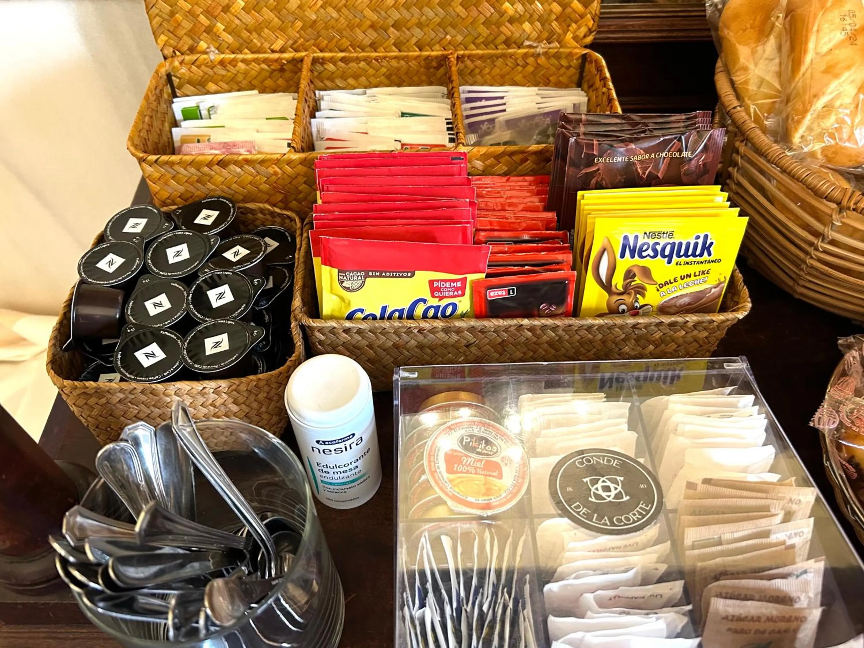 Food and drinks in Hotel Boutique Conde de la Corte