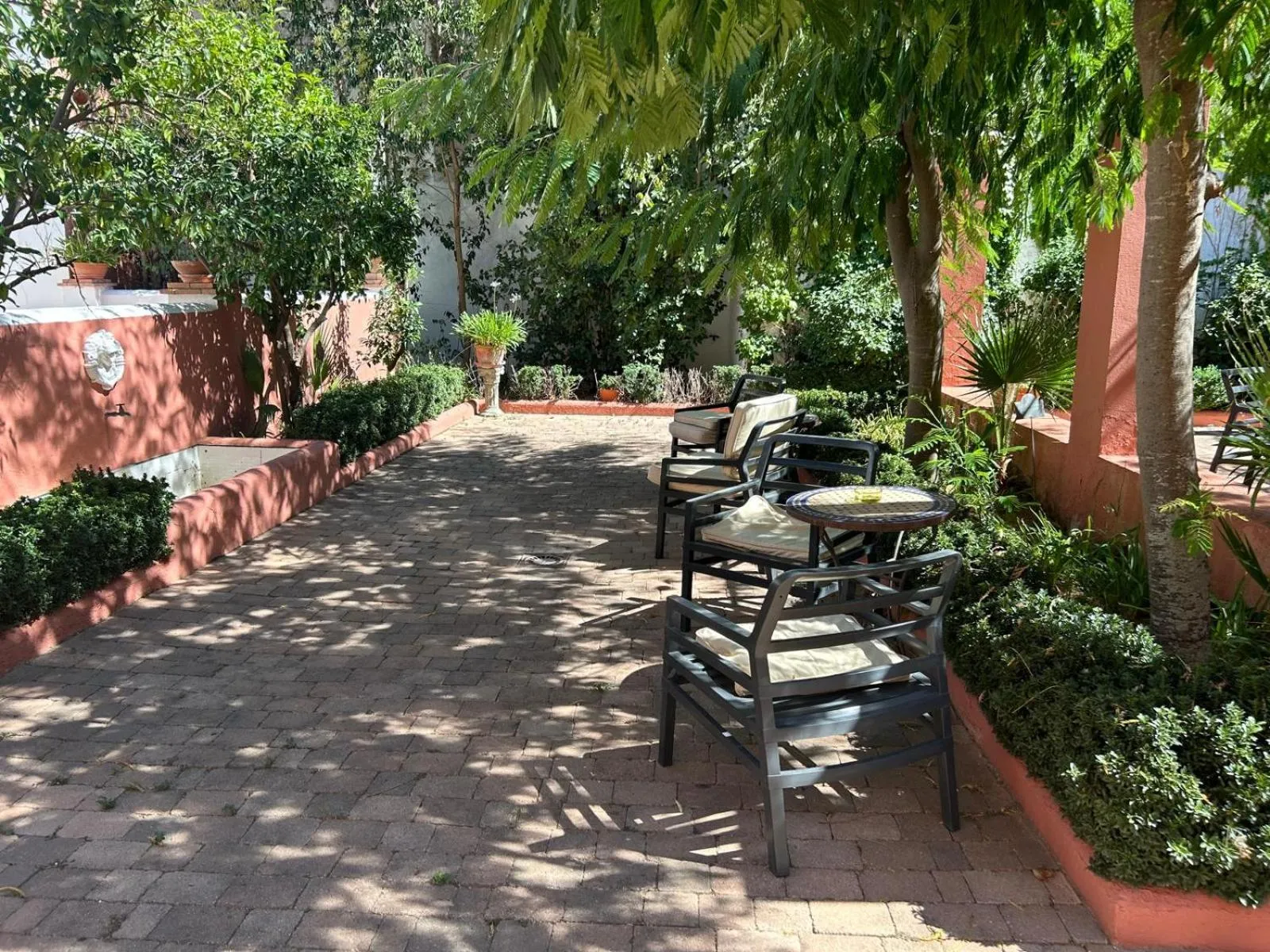 Property building in Hotel Boutique Conde de la Corte