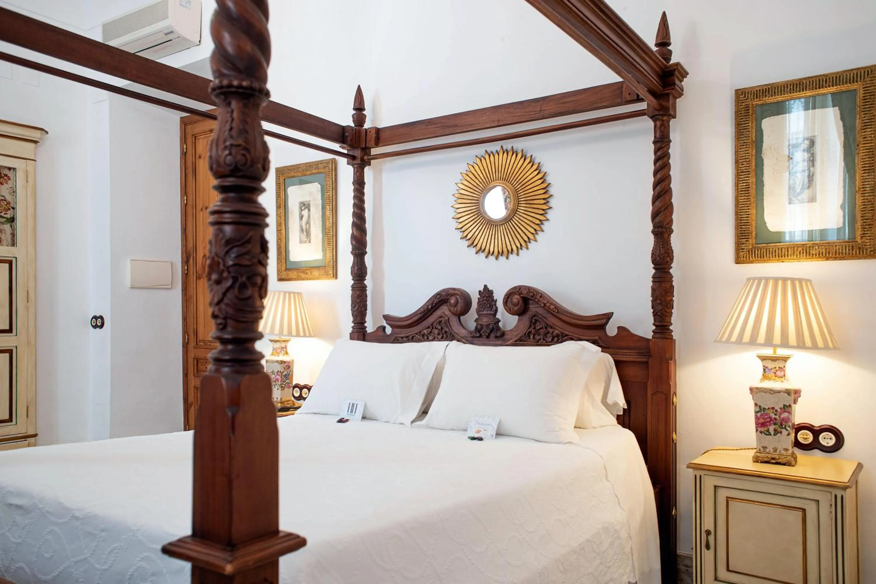 Bed in Hotel Boutique Conde de la Corte