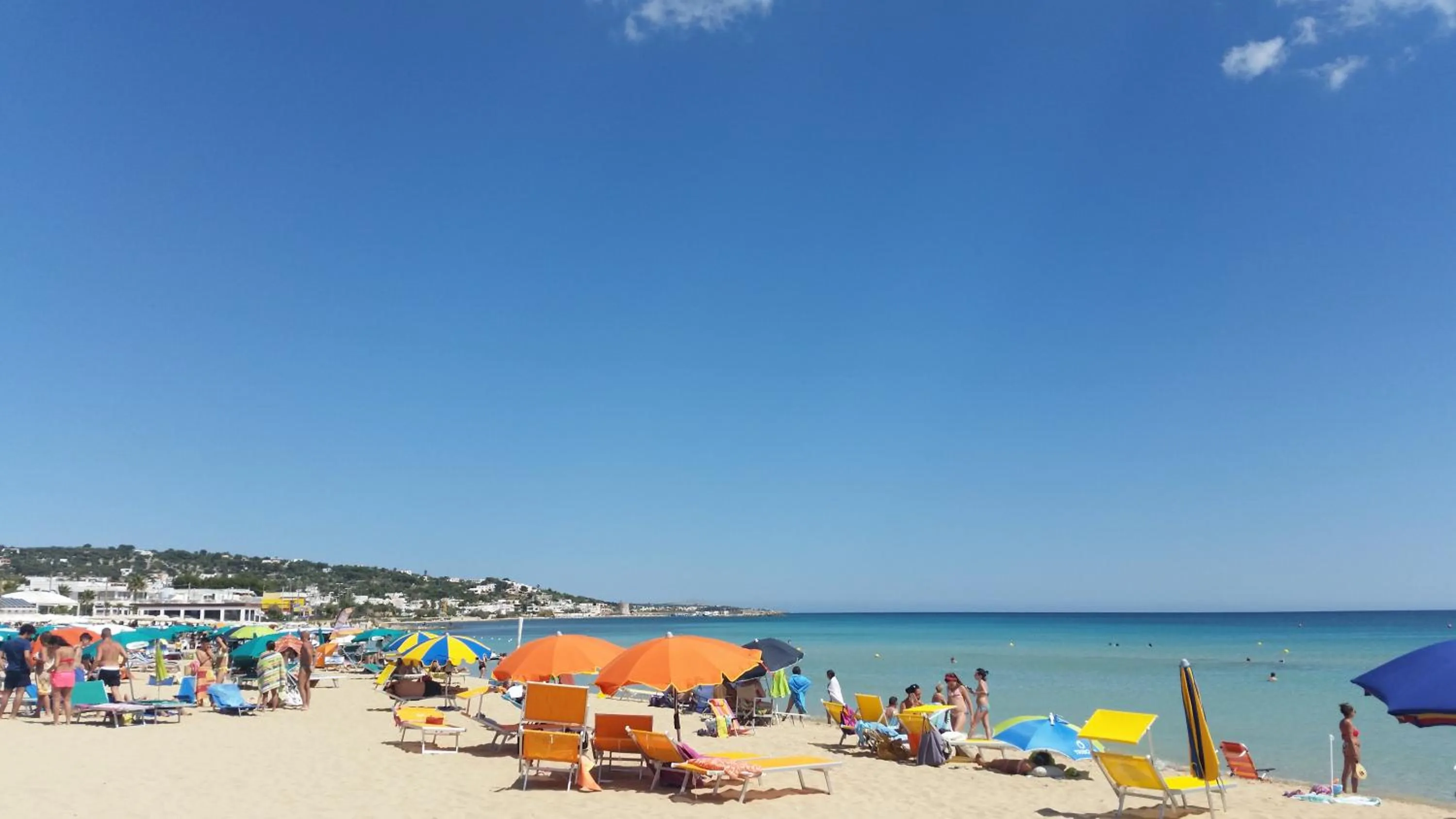 People in B&B White Rooms Salento