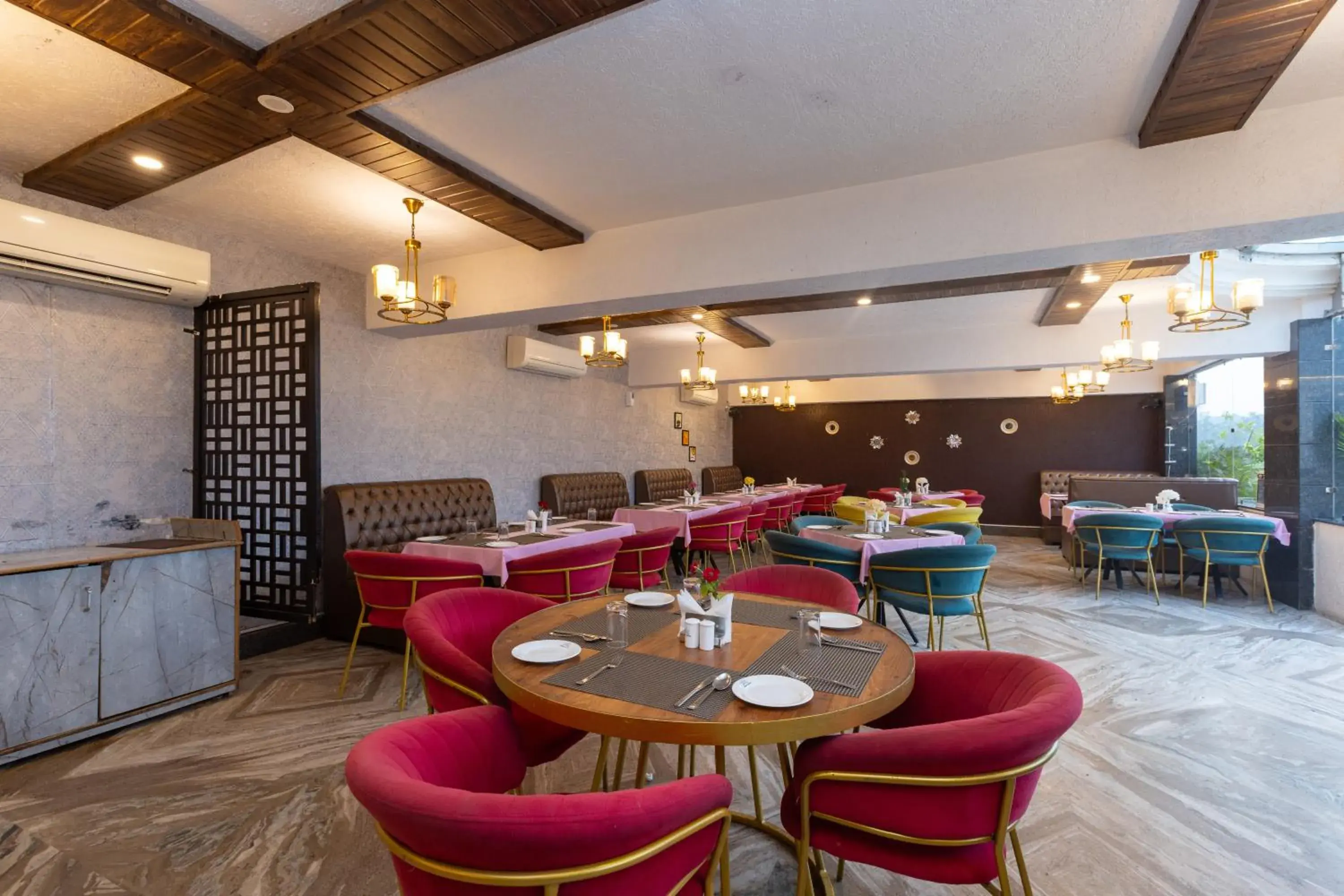 Restaurant/places to eat in Indira Nikunj Rubystone Exotic Restaurant/places to eat in Indira Nikunj Rubystone Exotic