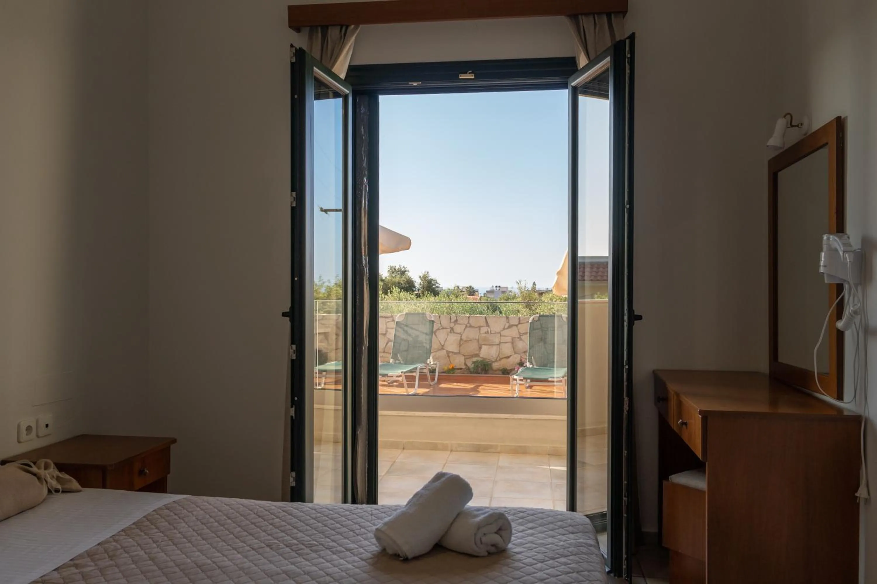 Swimming pool in Aspri Petra Apartments