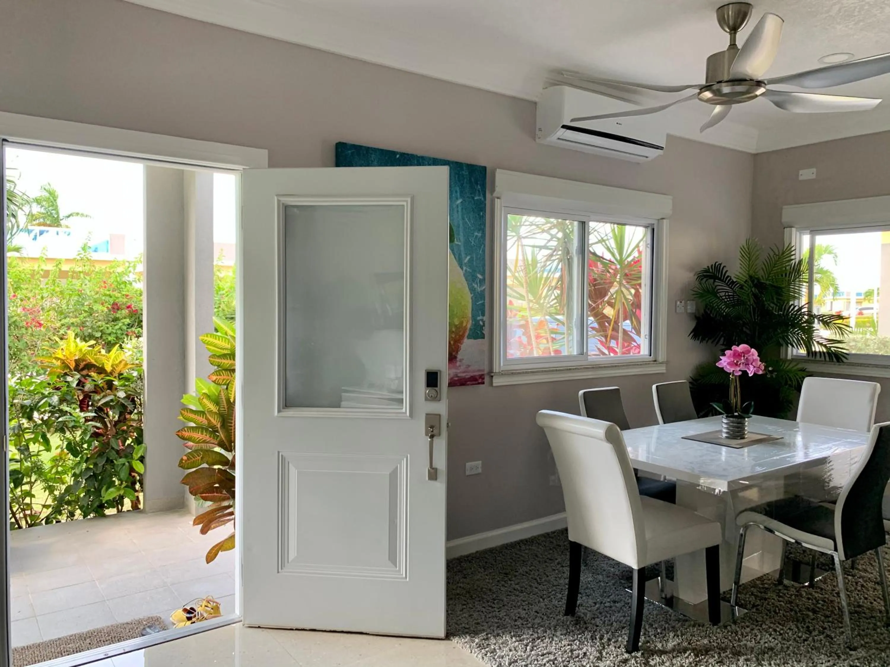 Dining area in The Marina Villa de Sonja