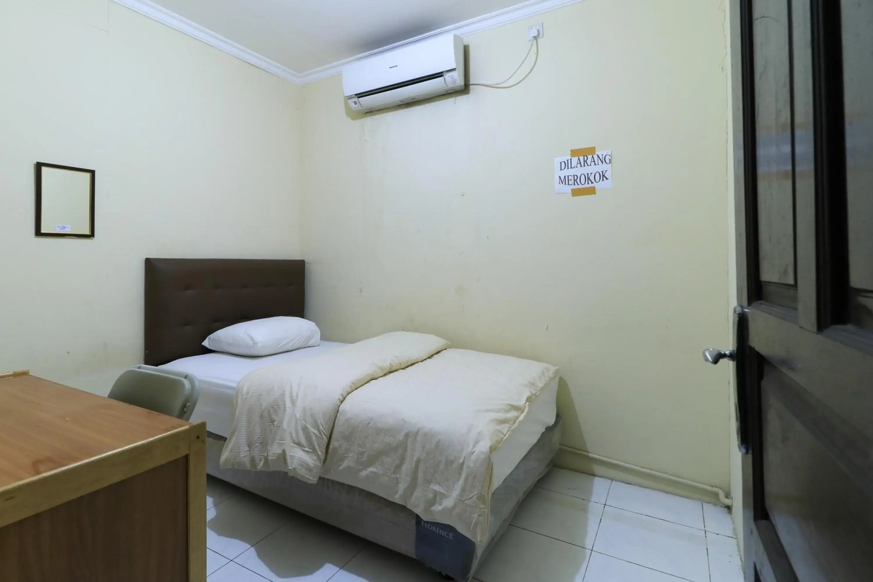Bed in Guest House Samarinda Bed in Guest House Samarinda