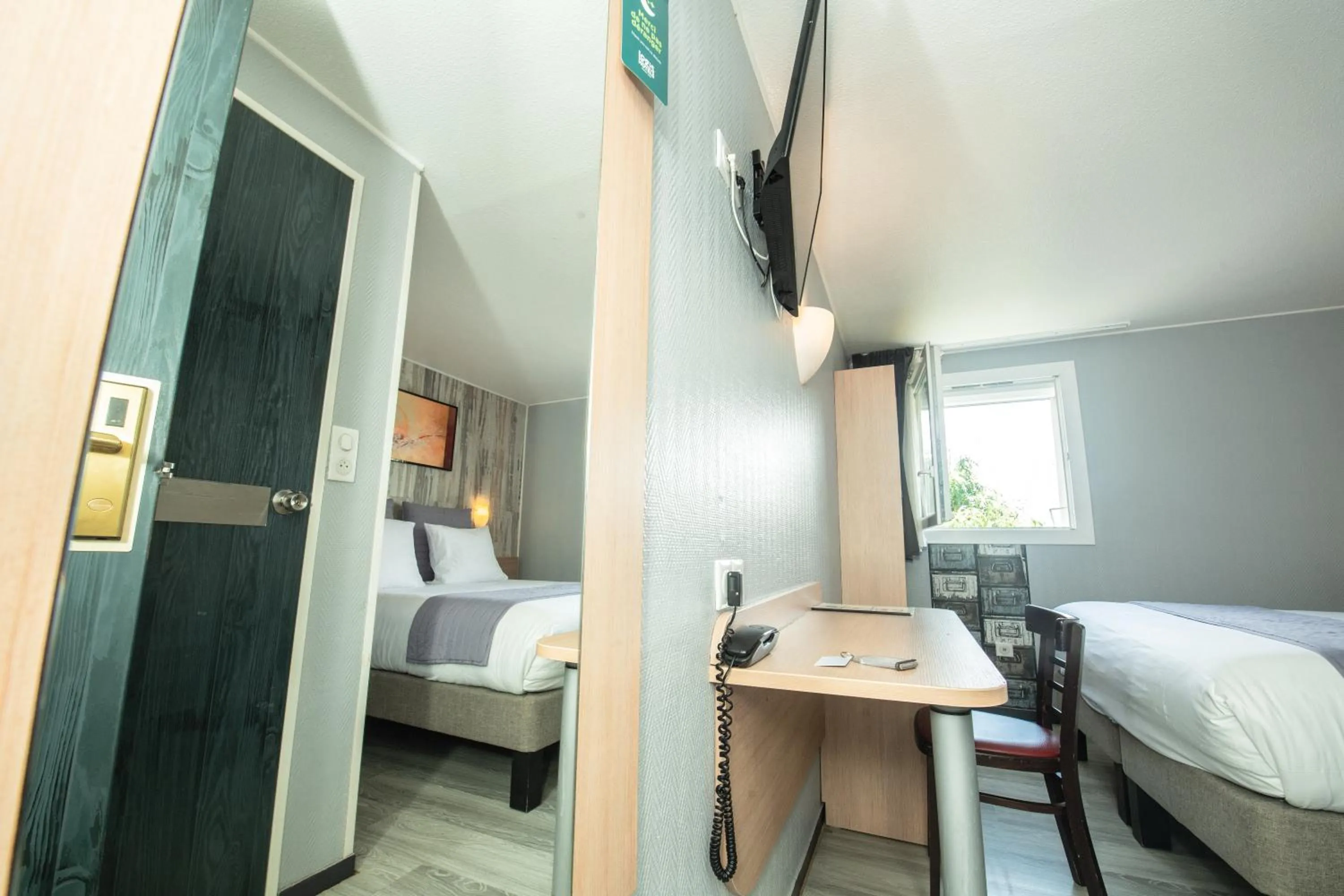 Bedroom, Bed in Logis Hôtel - Le Relais du Parisis