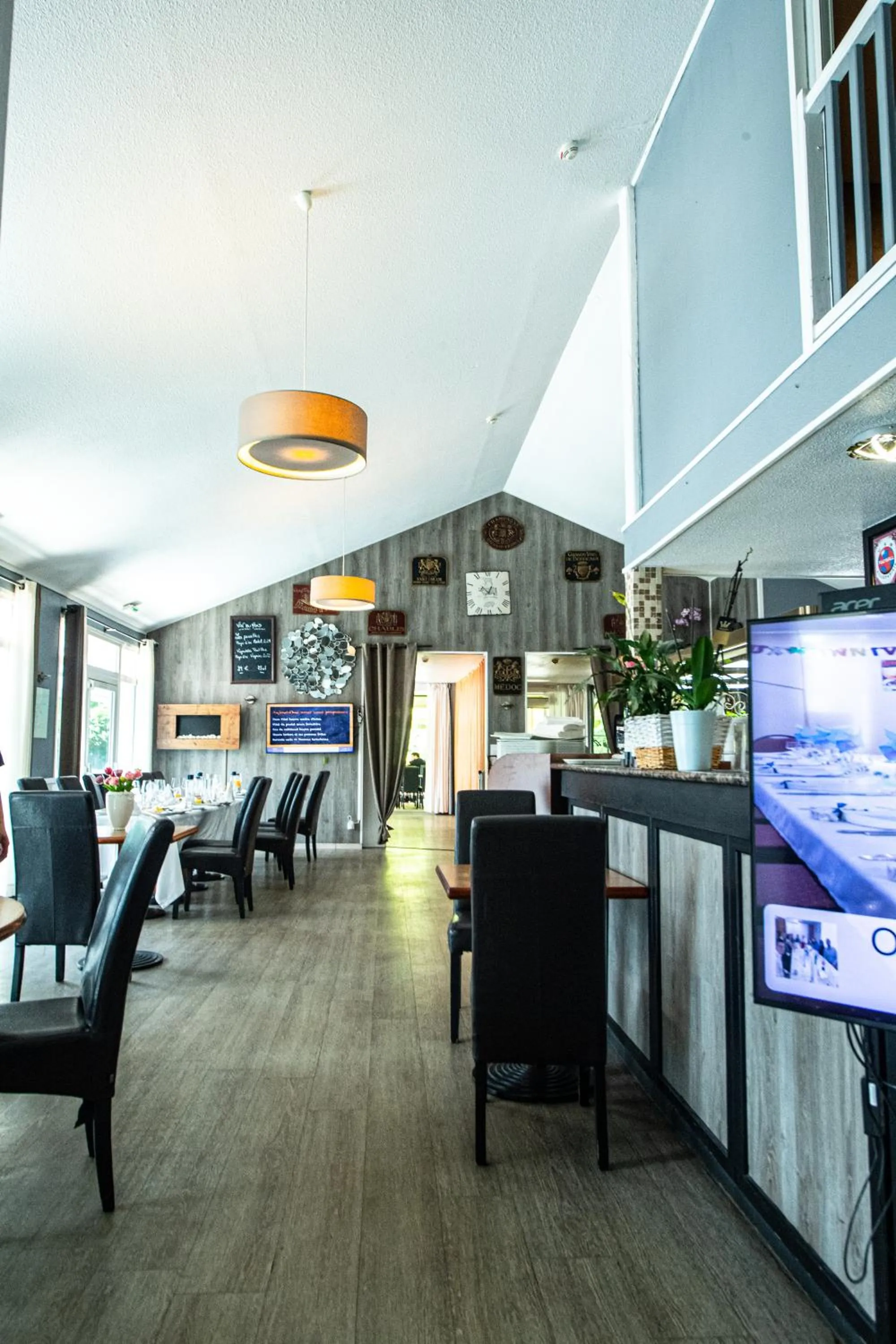 Restaurant/places to eat in Logis Hôtel - Le Relais du Parisis