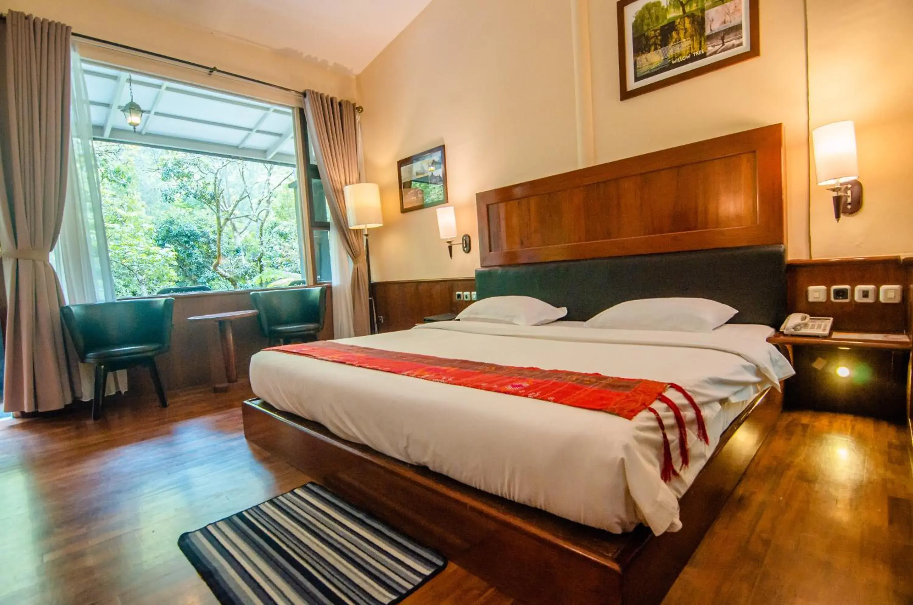 Waterfall Deluxe Double or Twin Room in Taman Simalem Resort Waterfall Deluxe Double or Twin Room in Taman Simalem Resort