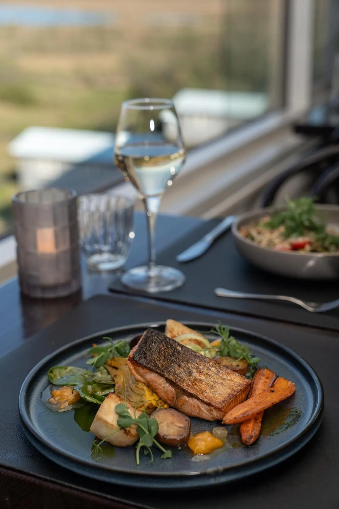 Restaurant/places to eat in Hotel Laki