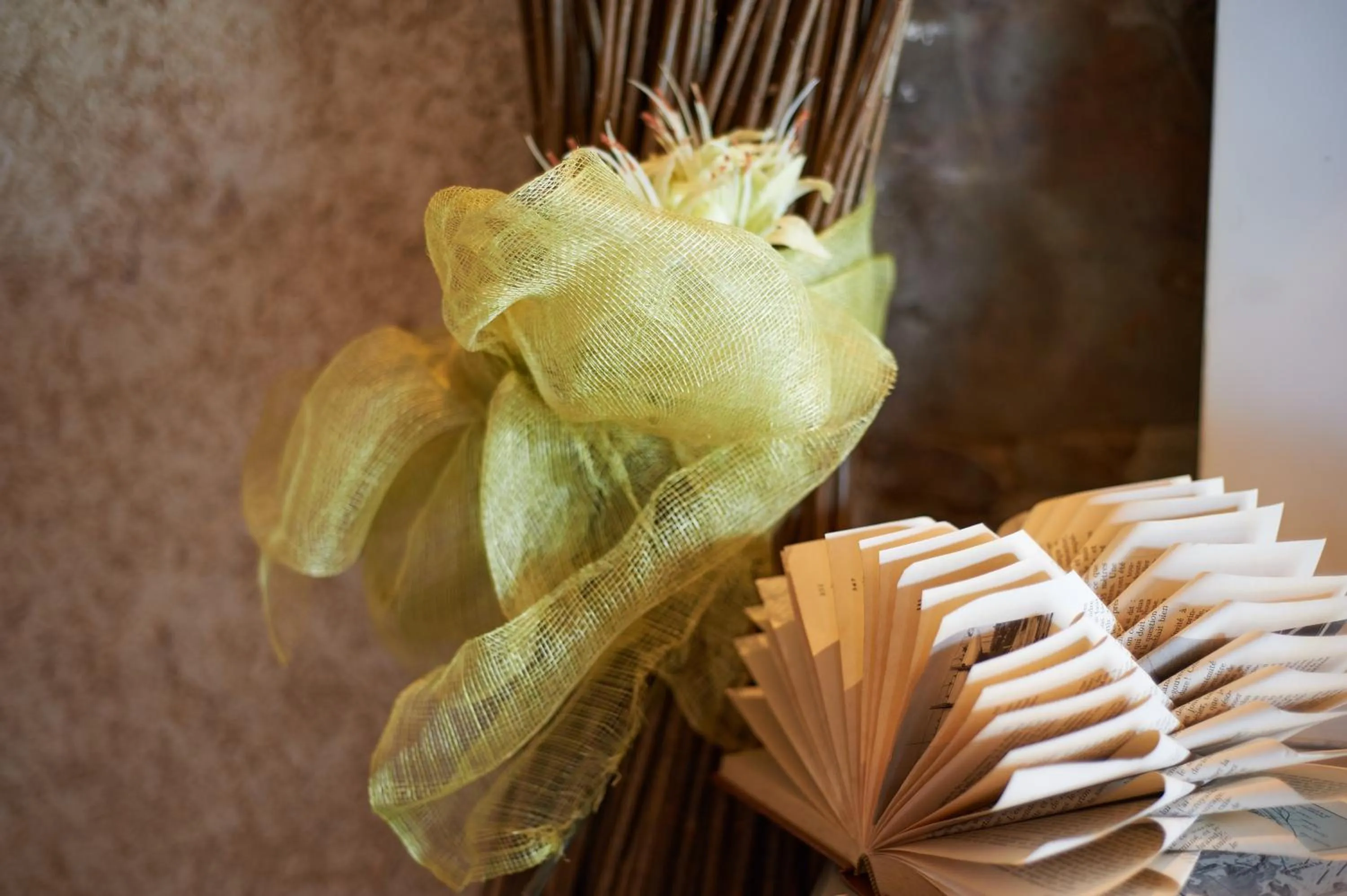 Decorative detail in Aux Greniers à Rêves