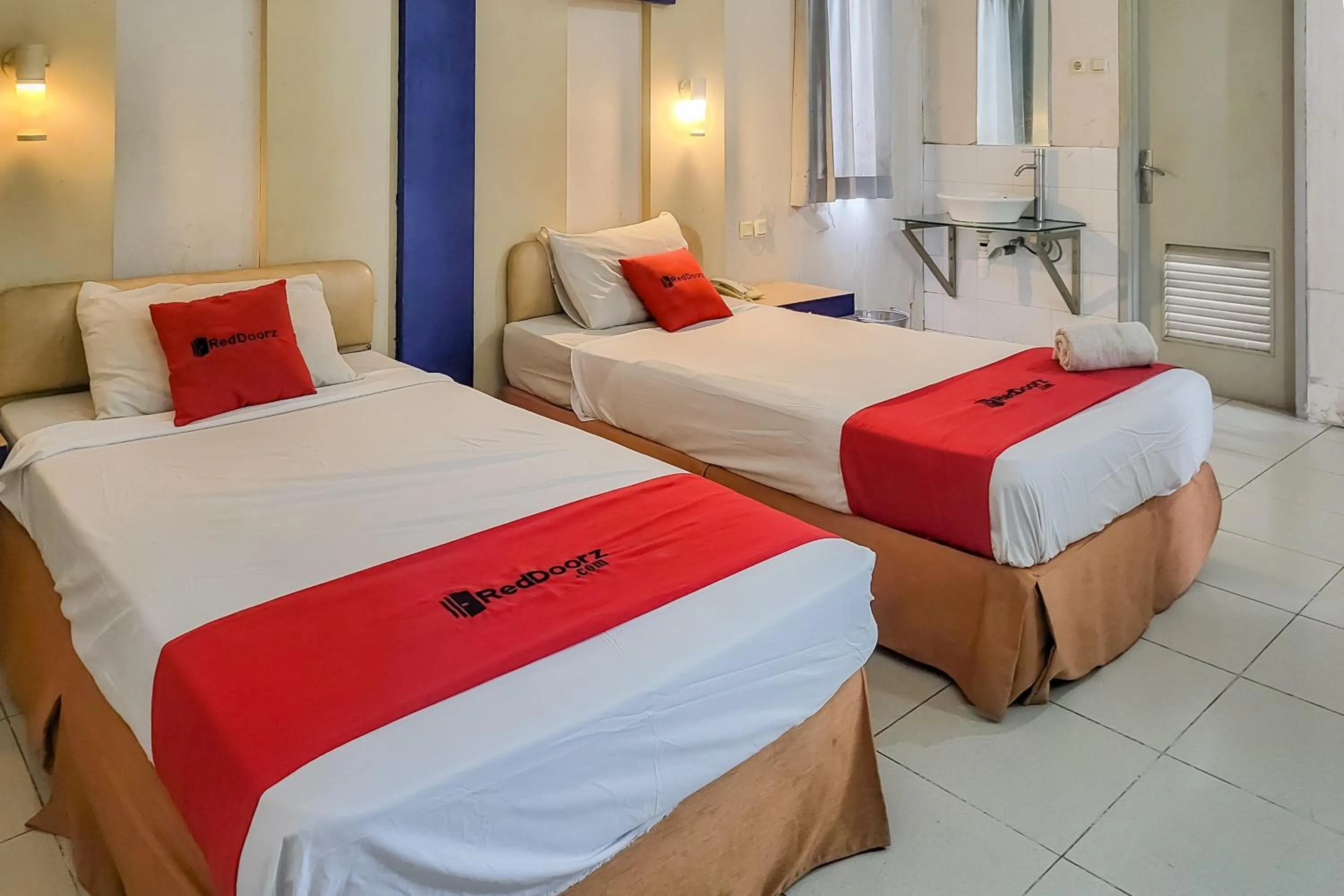 Bedroom, Bed in RedDoorz near UPI Setiabudhi Bandung