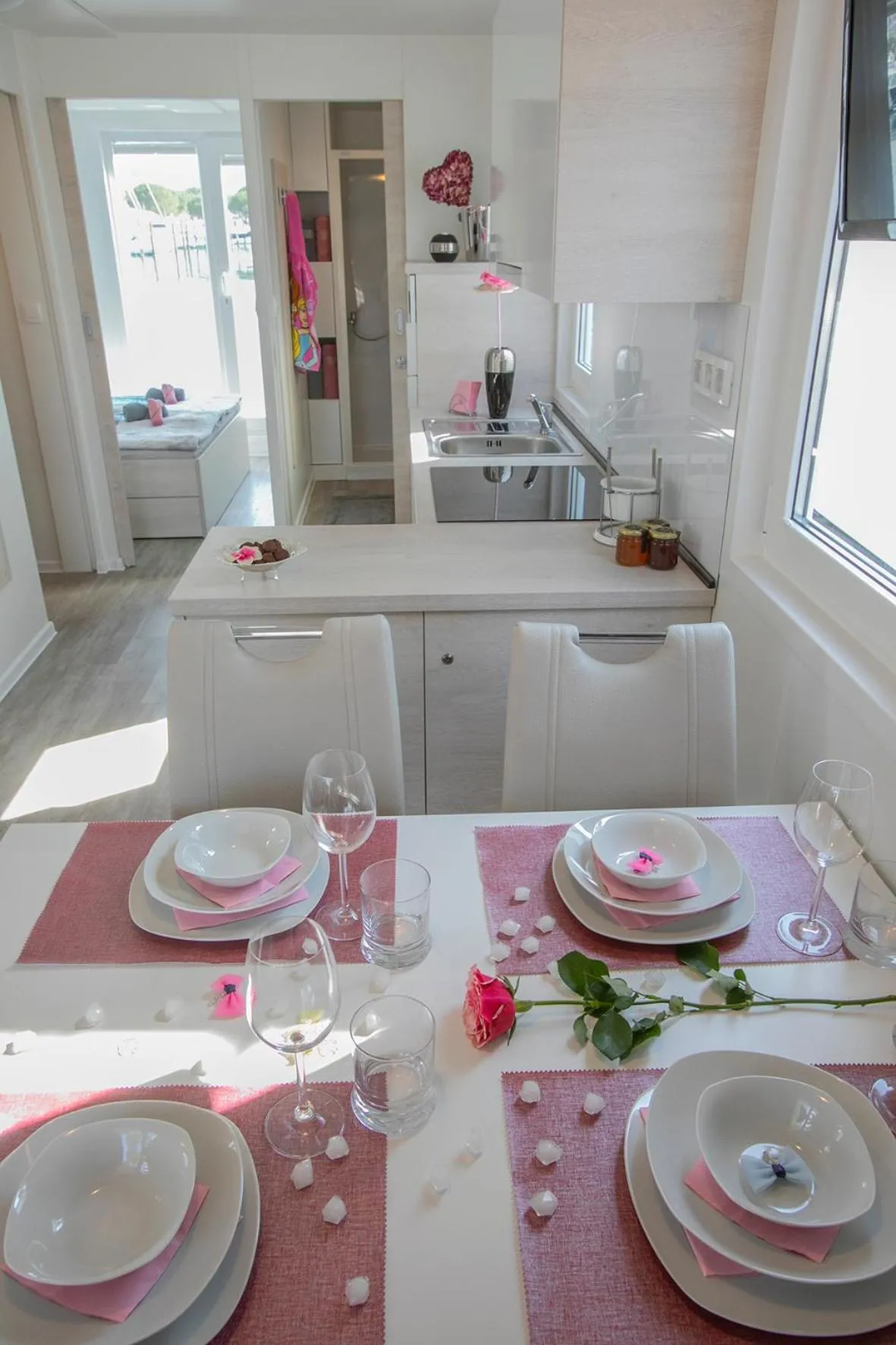 Dining area in Floating Sea House Principessa