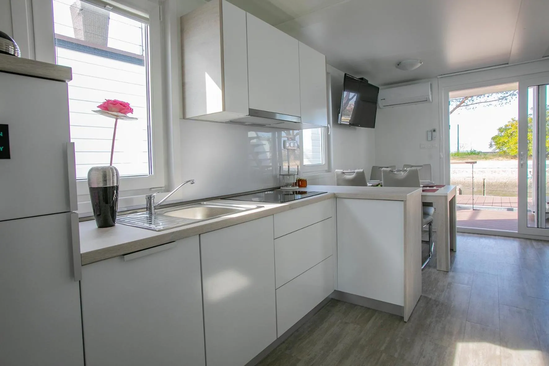 Kitchen or kitchenette in Floating Sea House Principessa