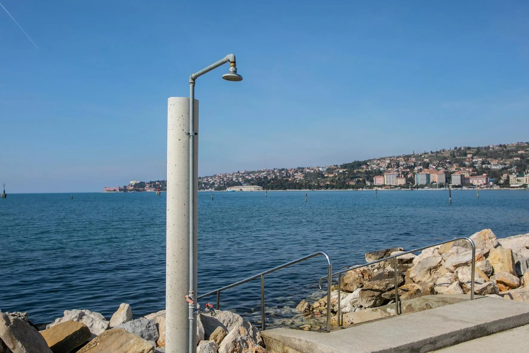 Beach in Floating Sea House Principessa