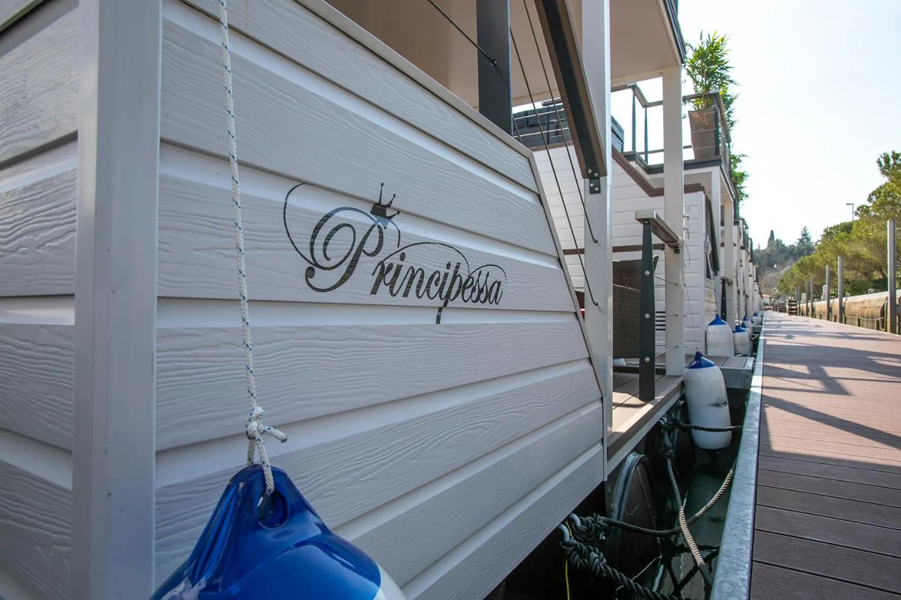 Property logo or sign in Floating Sea House Principessa