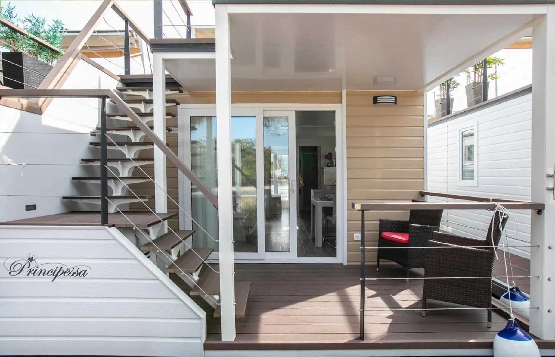 Facade/entrance in Floating Sea House Principessa
