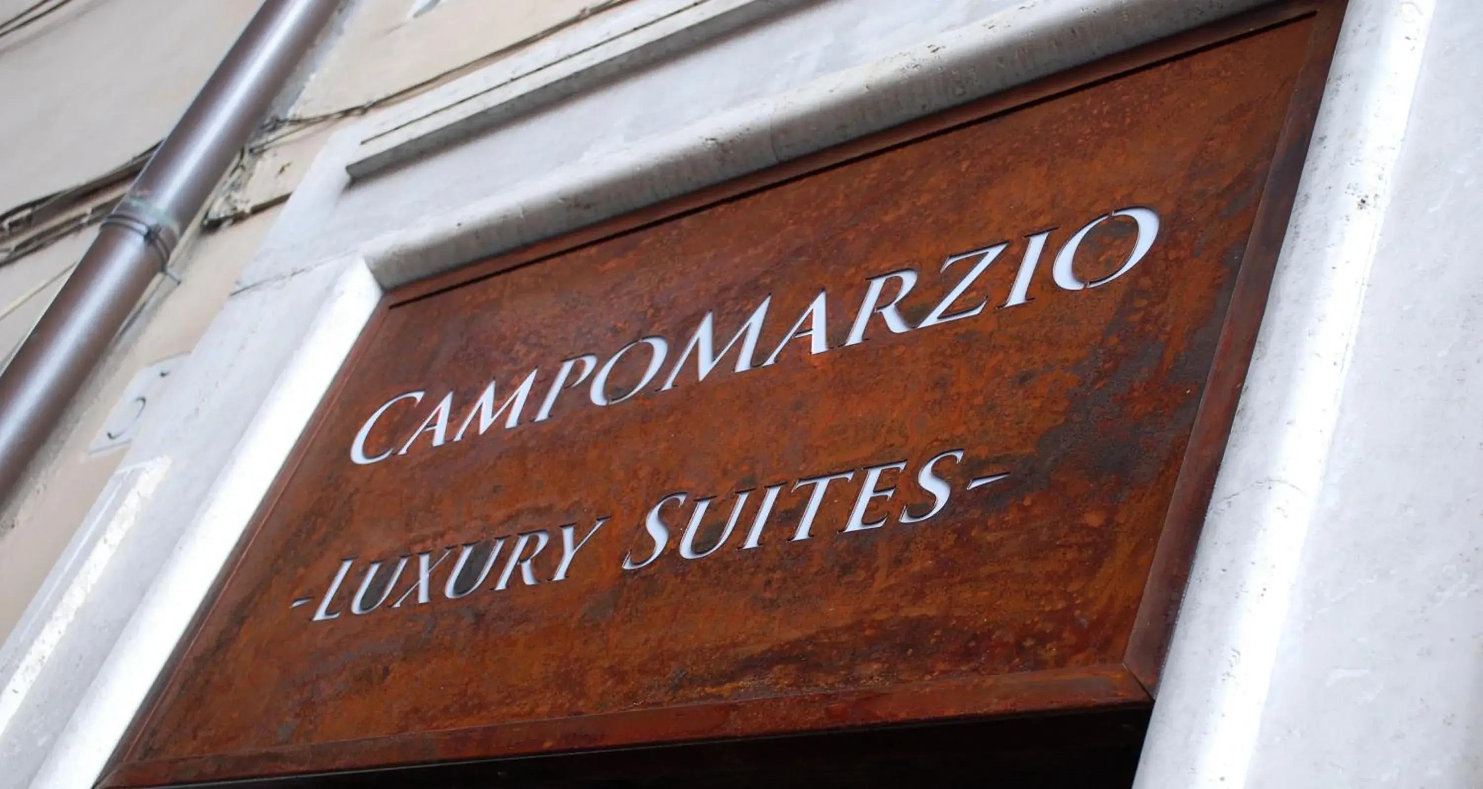 Facade/entrance in Campo Marzio Luxury Suites Facade/entrance in Campo Marzio Luxury Suites