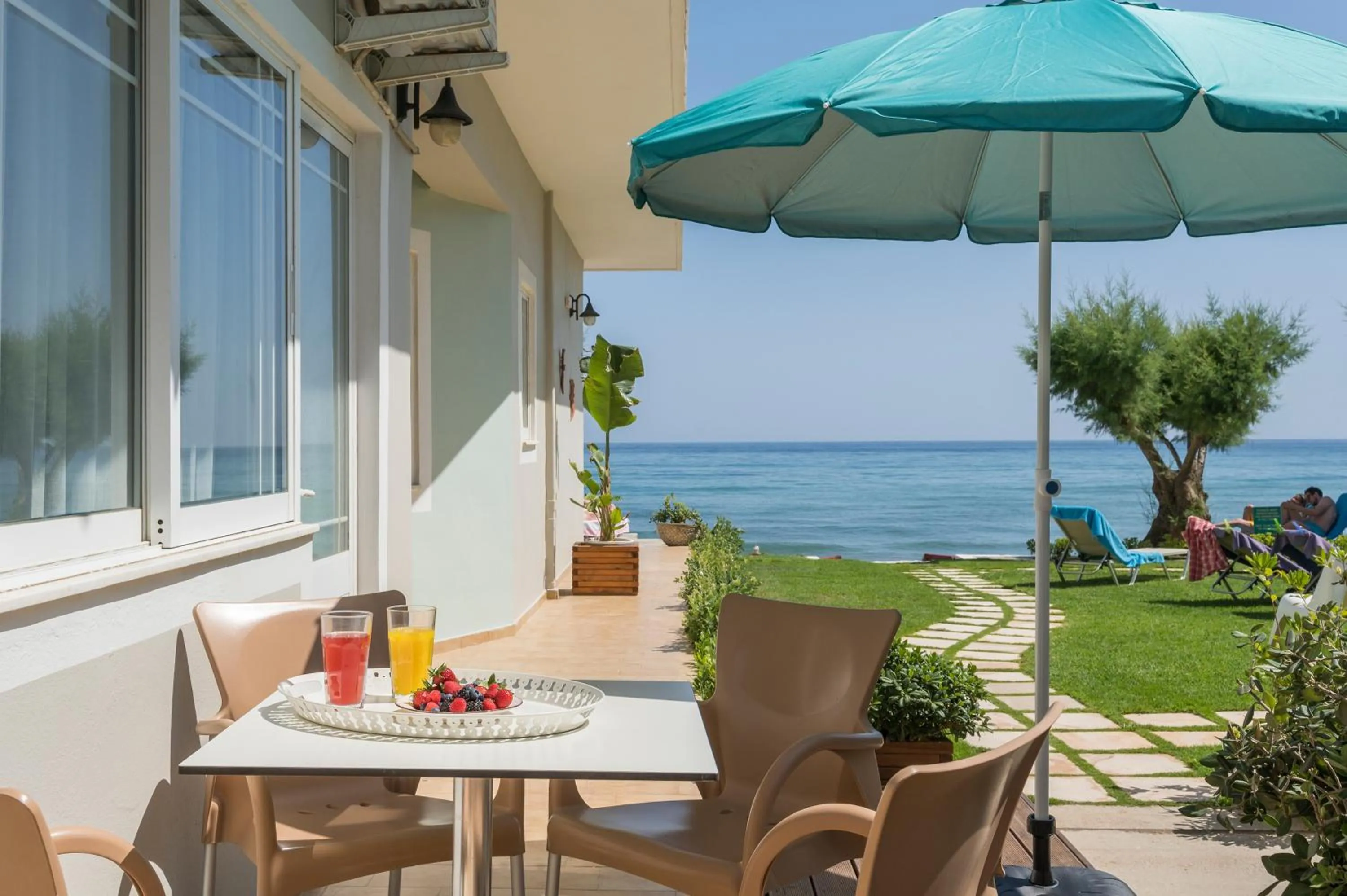 Balcony/Terrace in Hermes Beach Front
