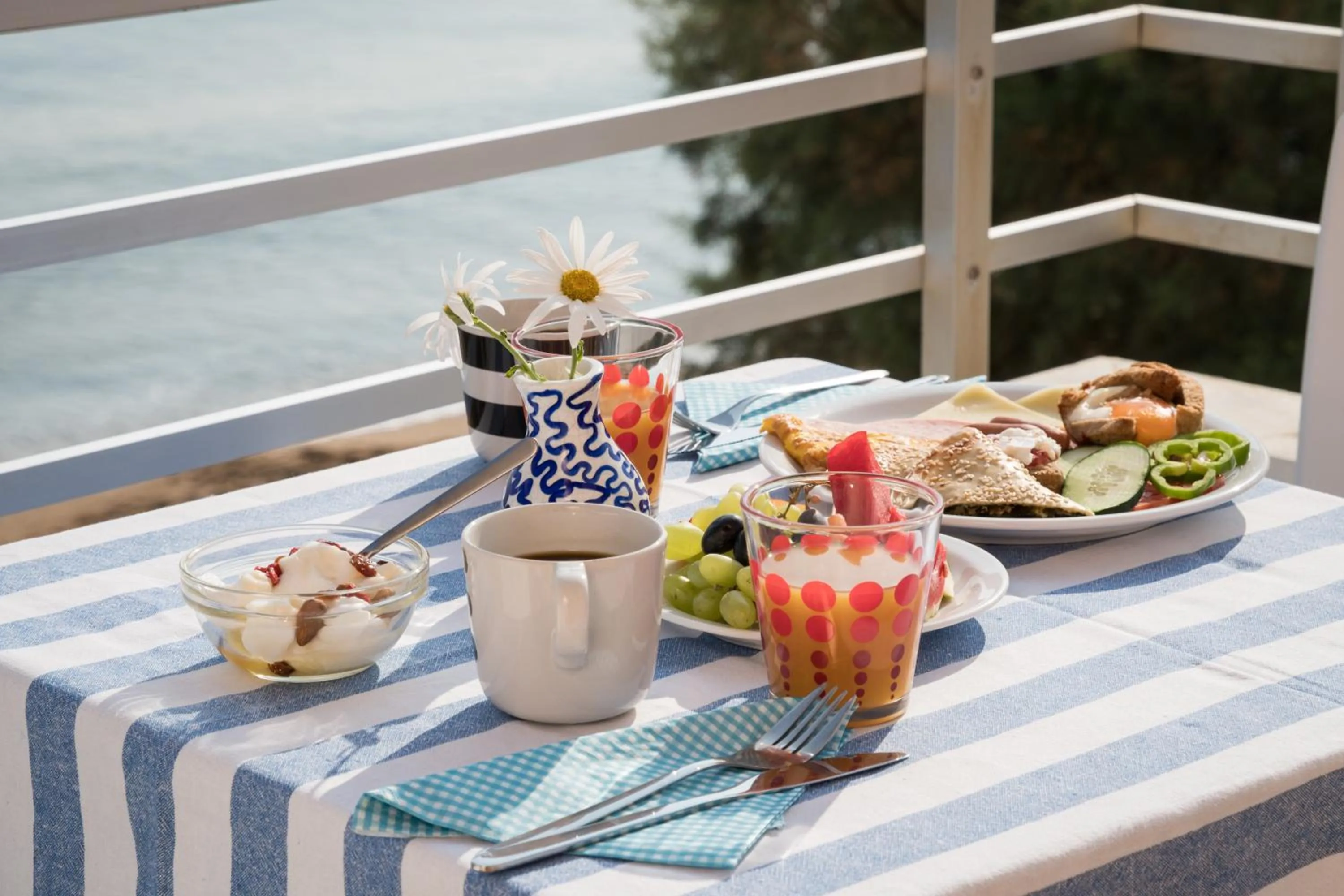 Balcony/Terrace in Hermes Beach Front