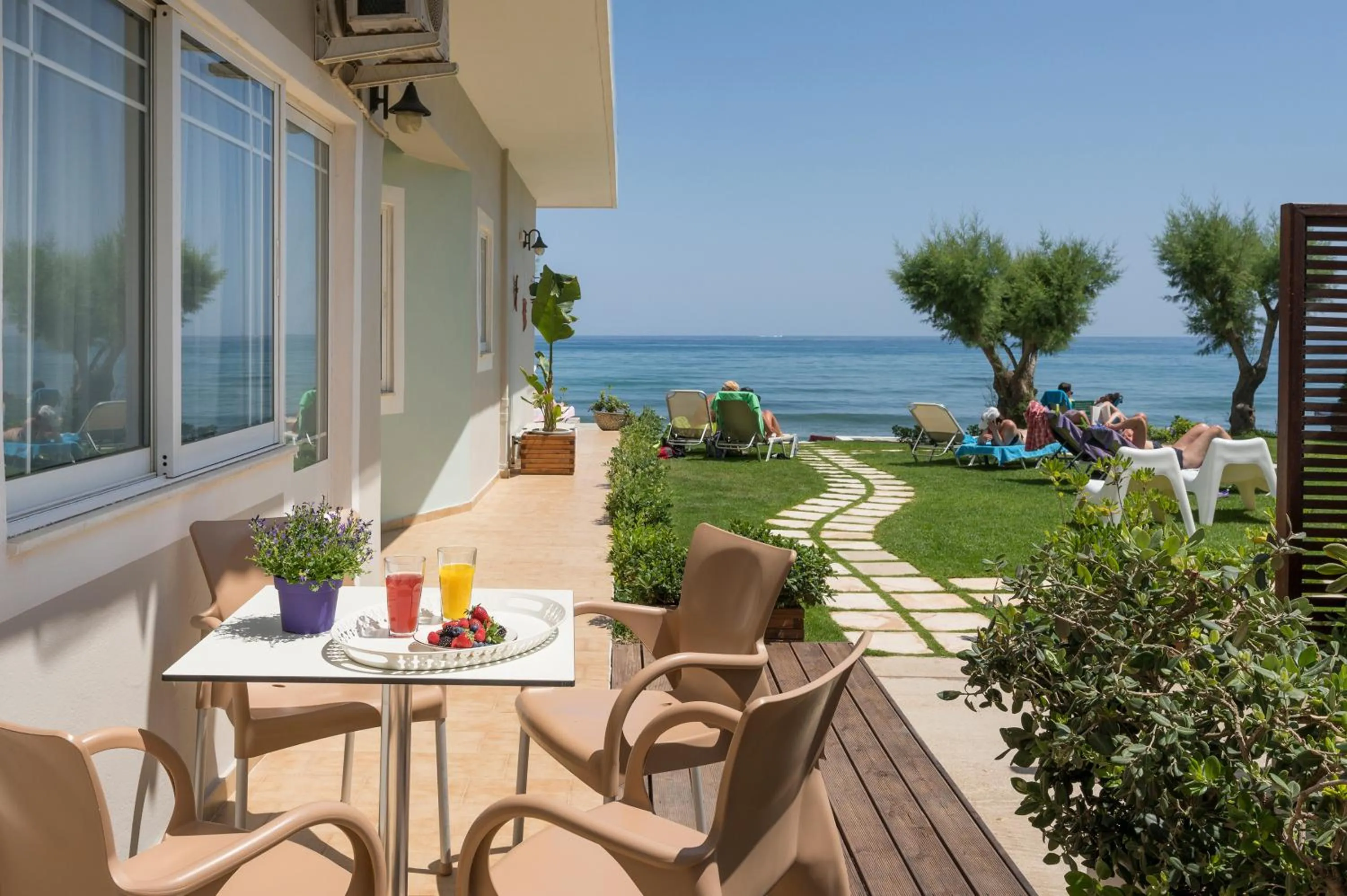 Balcony/Terrace in Hermes Beach Front