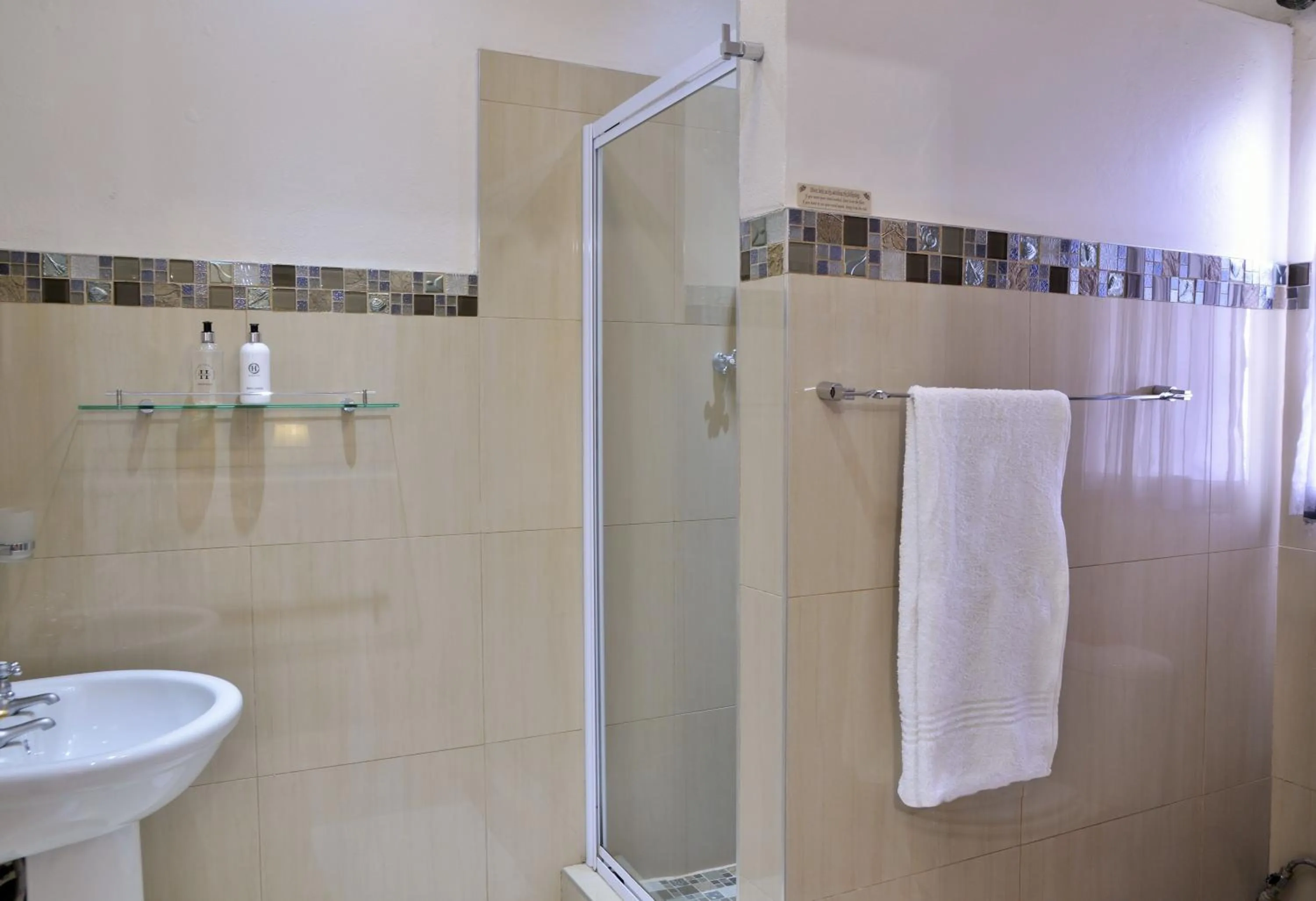 Shower in Die Kliphuis